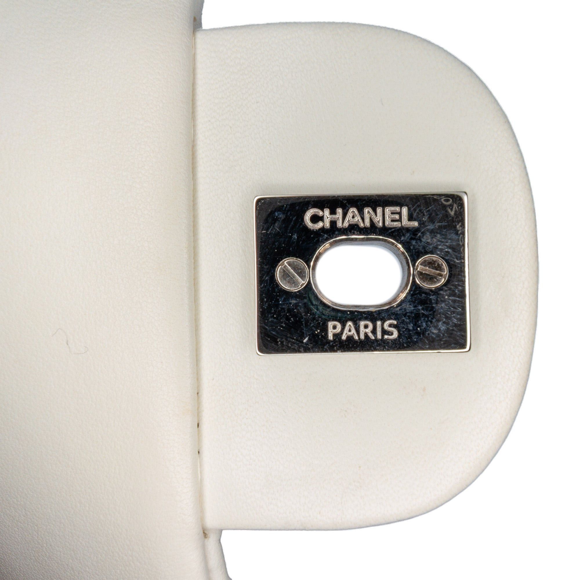 Chanel Chanel Medium Quilted Lambskin 3 Accordion Flap White Size ONE SIZE - 7 Thumbnail