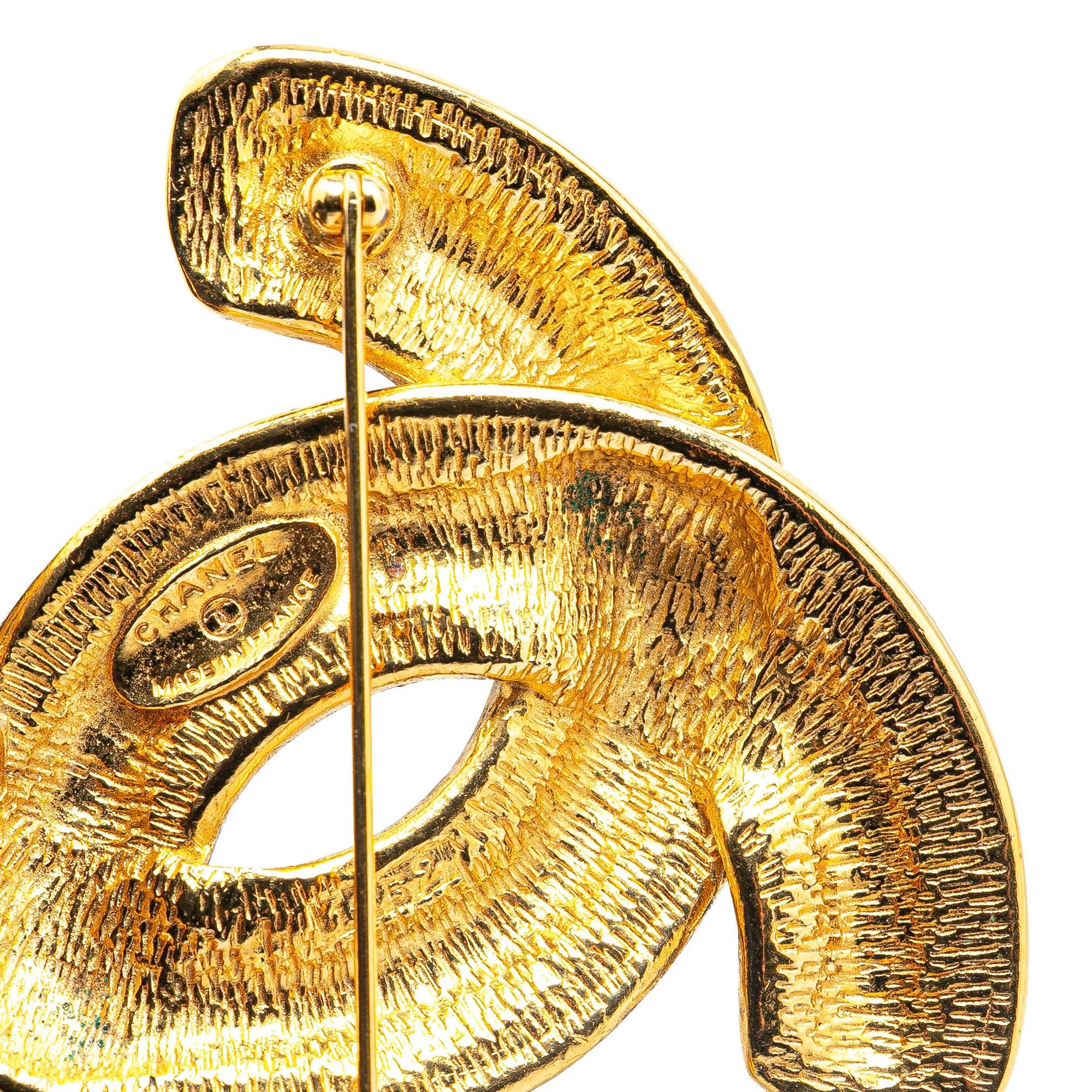 Chanel Chanel Gold Plated CC Quilted Brooch Gold Size ONE SIZE - 4 Thumbnail