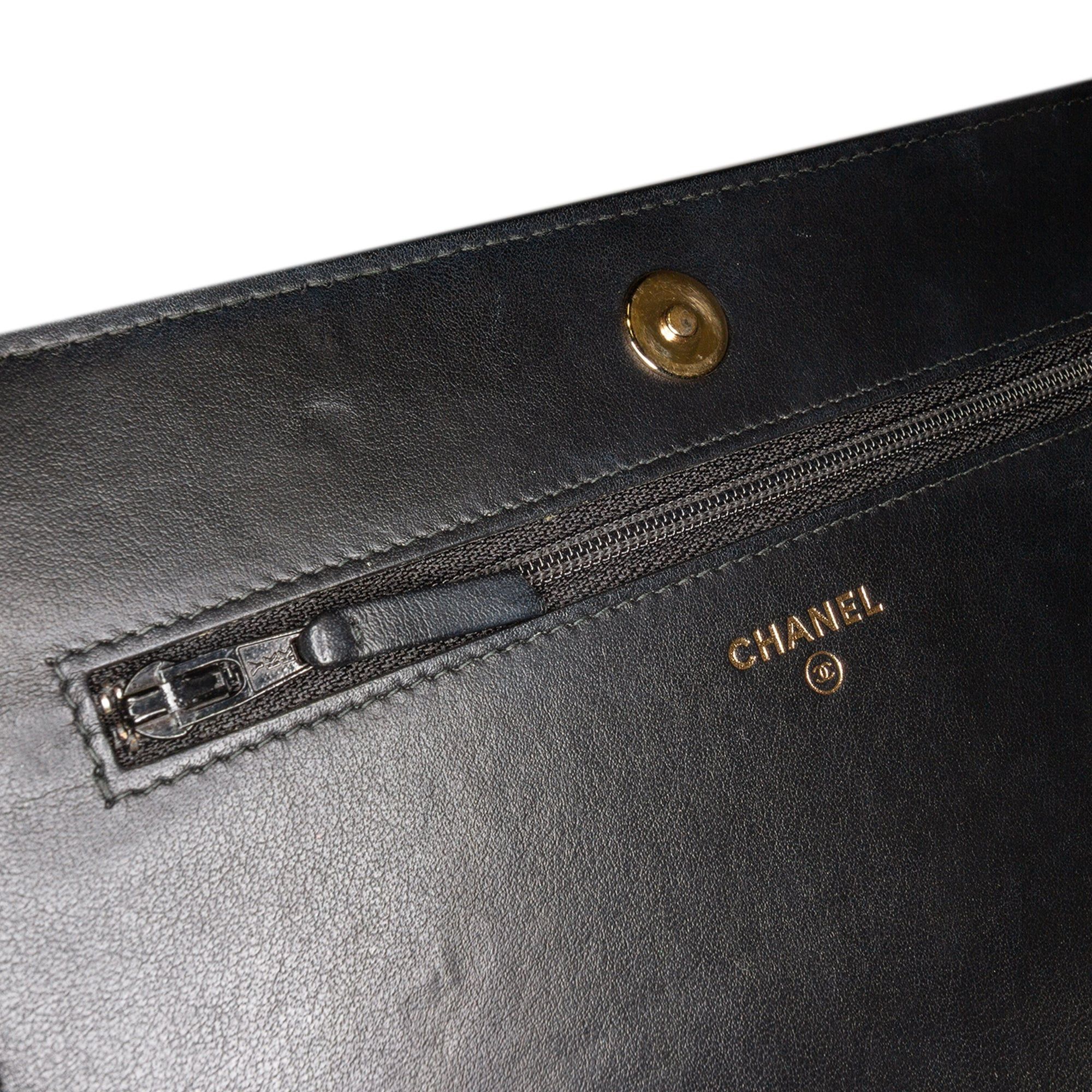 Chanel Chanel Quilted Crackled Patent Calfskin Pearl Wallet On Chain Black Size ONE SIZE - 7 Thumbnail