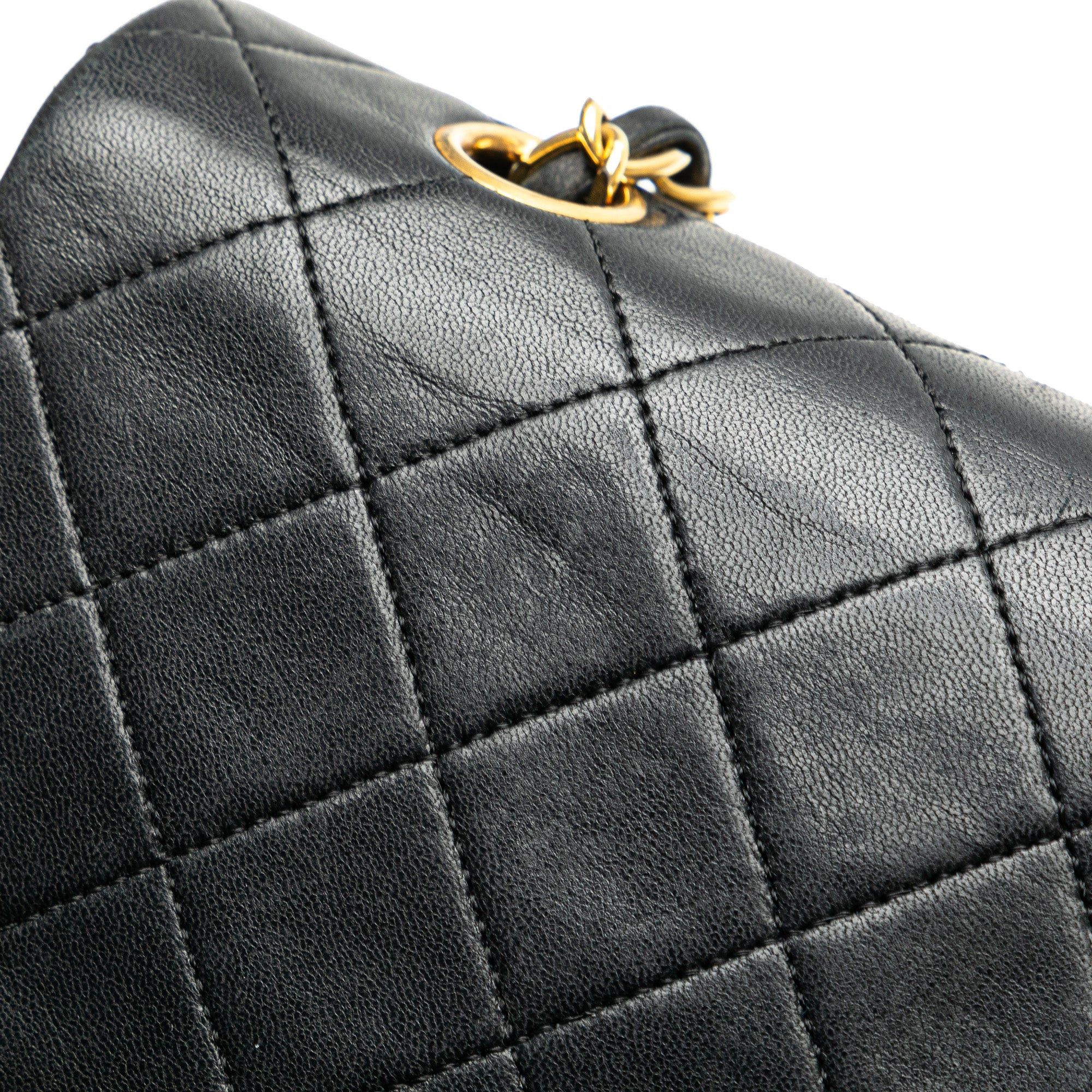 Chanel Chanel Medium Classic Lambskin Double Flap Black Size ONE SIZE - 10 Thumbnail