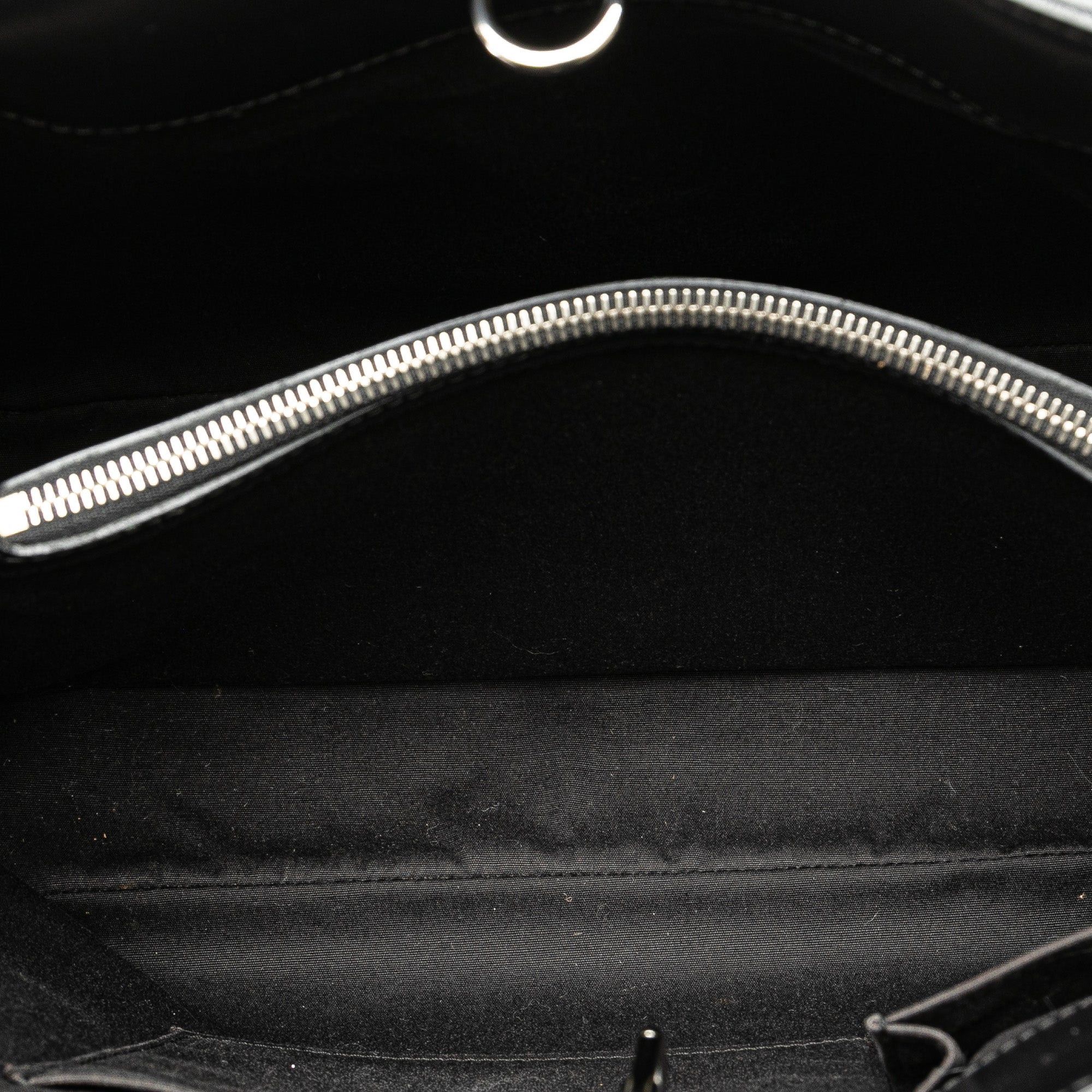Louis Vuitton Louis Vuitton Epi Passy GM Black Size ONE SIZE - 4 Thumbnail