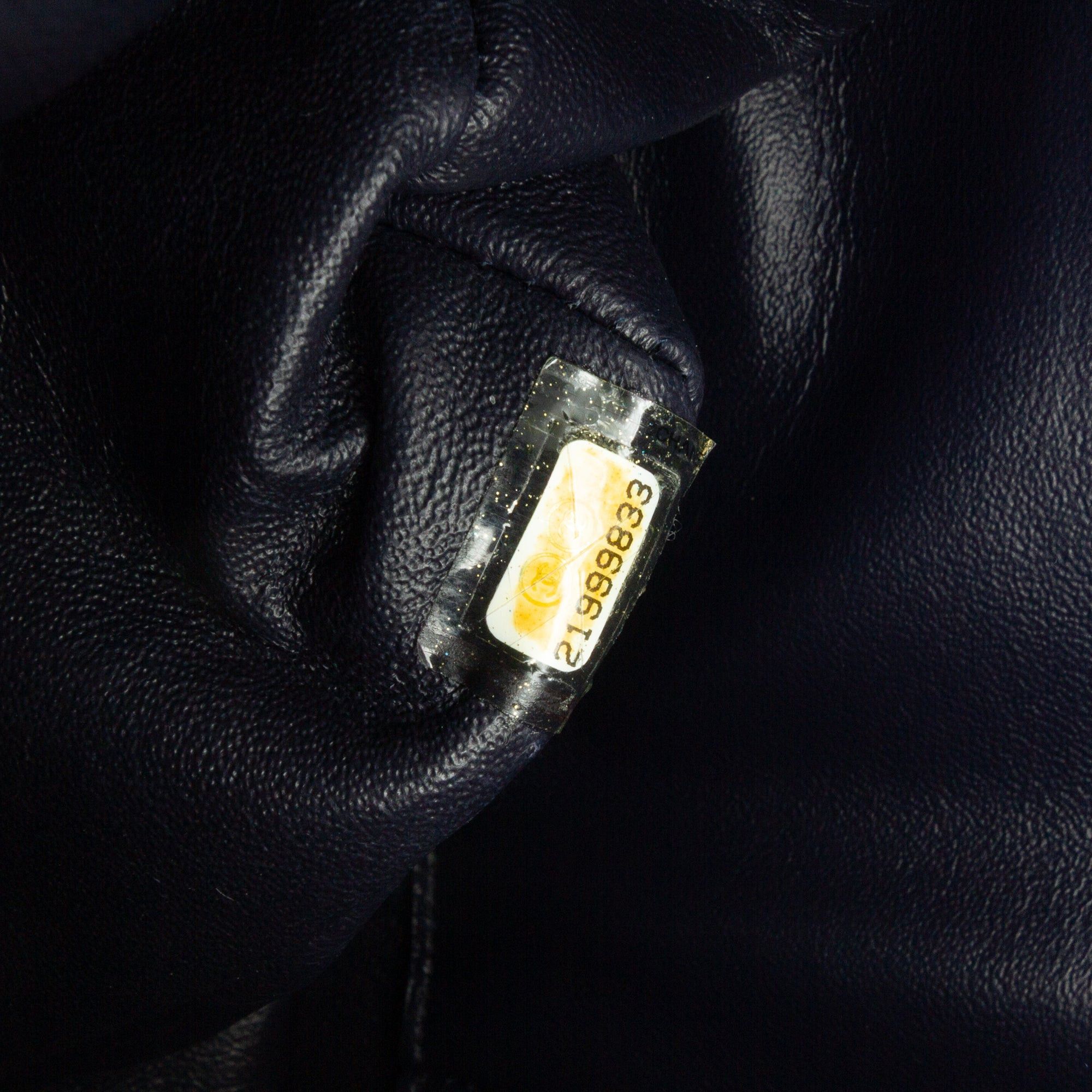 Chanel Chanel Medium Classic Caviar Double Flap Blue Size ONE SIZE - 6 Thumbnail