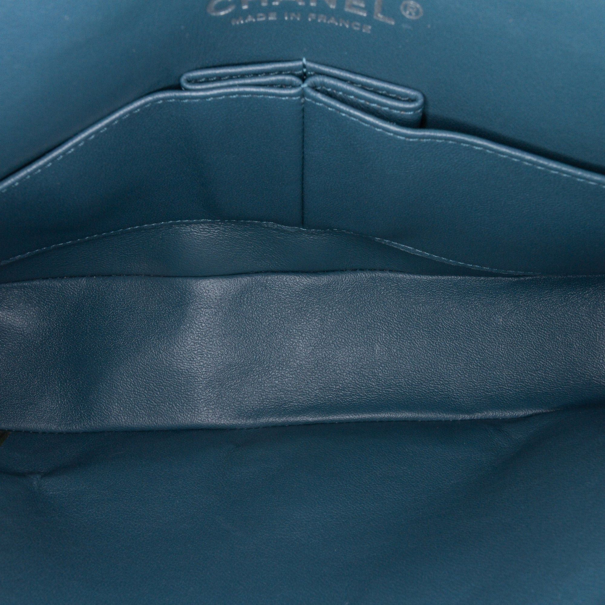 Chanel Chanel Medium Classic Lambskin Double Flap Blue Size ONE SIZE - 4 Thumbnail