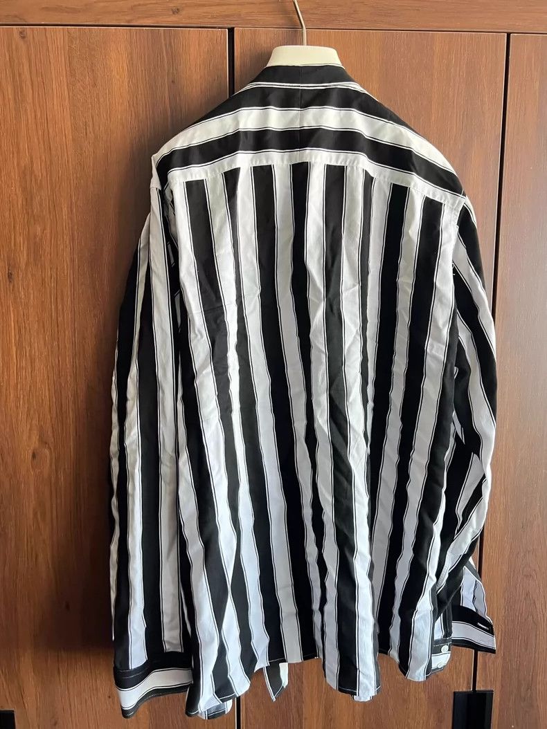 Balmain Black and White Striped Shirt for Men Size US M / EU 48-50 / 2 - 6 Thumbnail