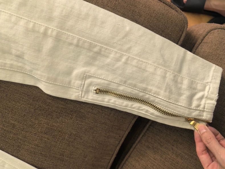 Balmain Classic White Denim Pants with Gold Buttons Size US 28 / EU 44 - 3 Thumbnail