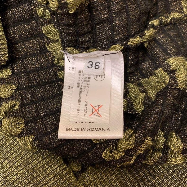 Balmain Balmain Knitted Sweater with Gold Logo Buttons Size US S / EU 44-46 / 1 - 7 Thumbnail