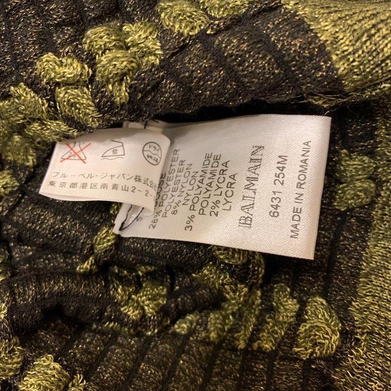 Balmain Balmain Knitted Sweater with Gold Logo Buttons Size US S / EU 44-46 / 1 - 8 Thumbnail