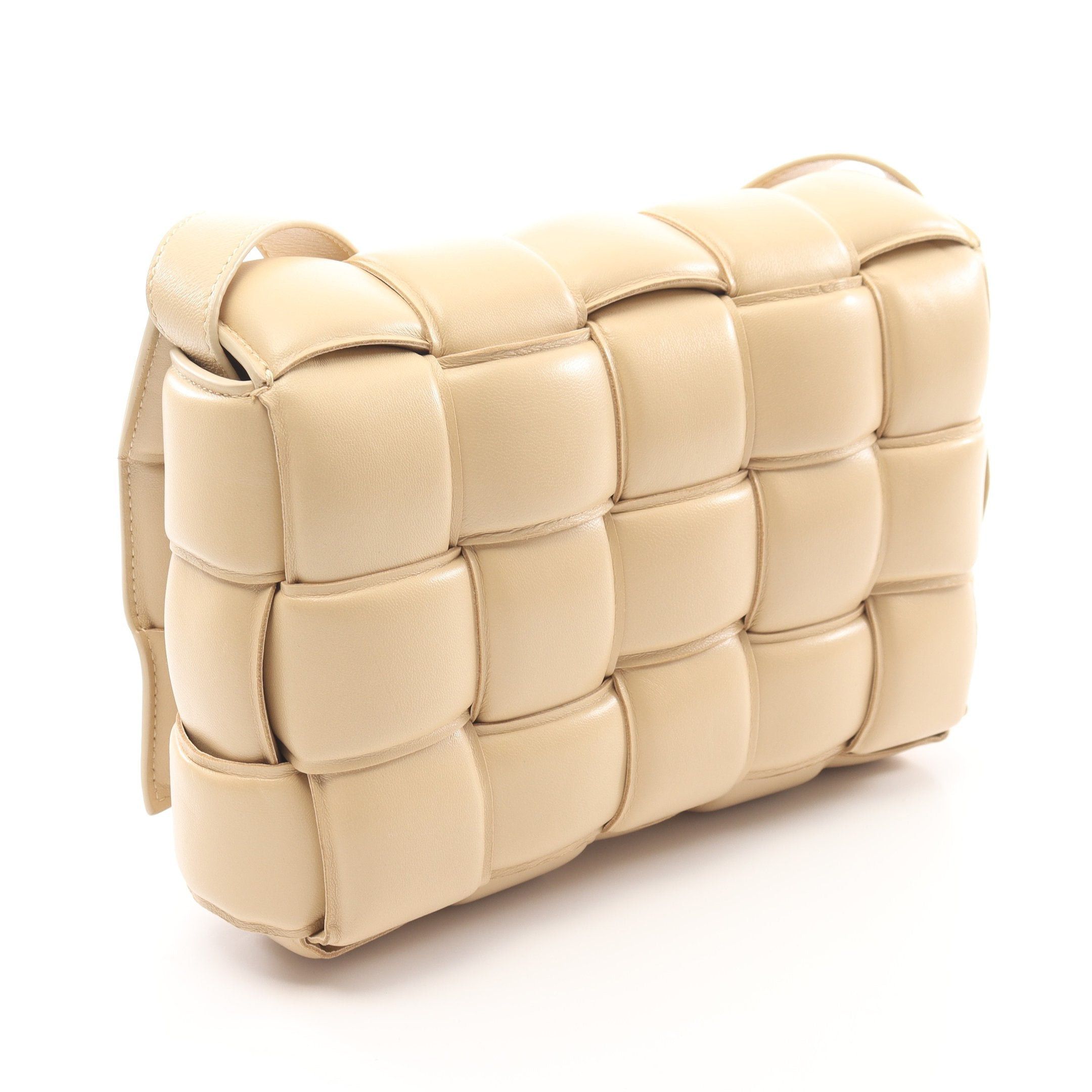 Bottega Veneta Bottega Veneta Padet Cassette Intrecciato Shoulder Bag Leather Beige Size ONE SIZE - 2 Thumbnail