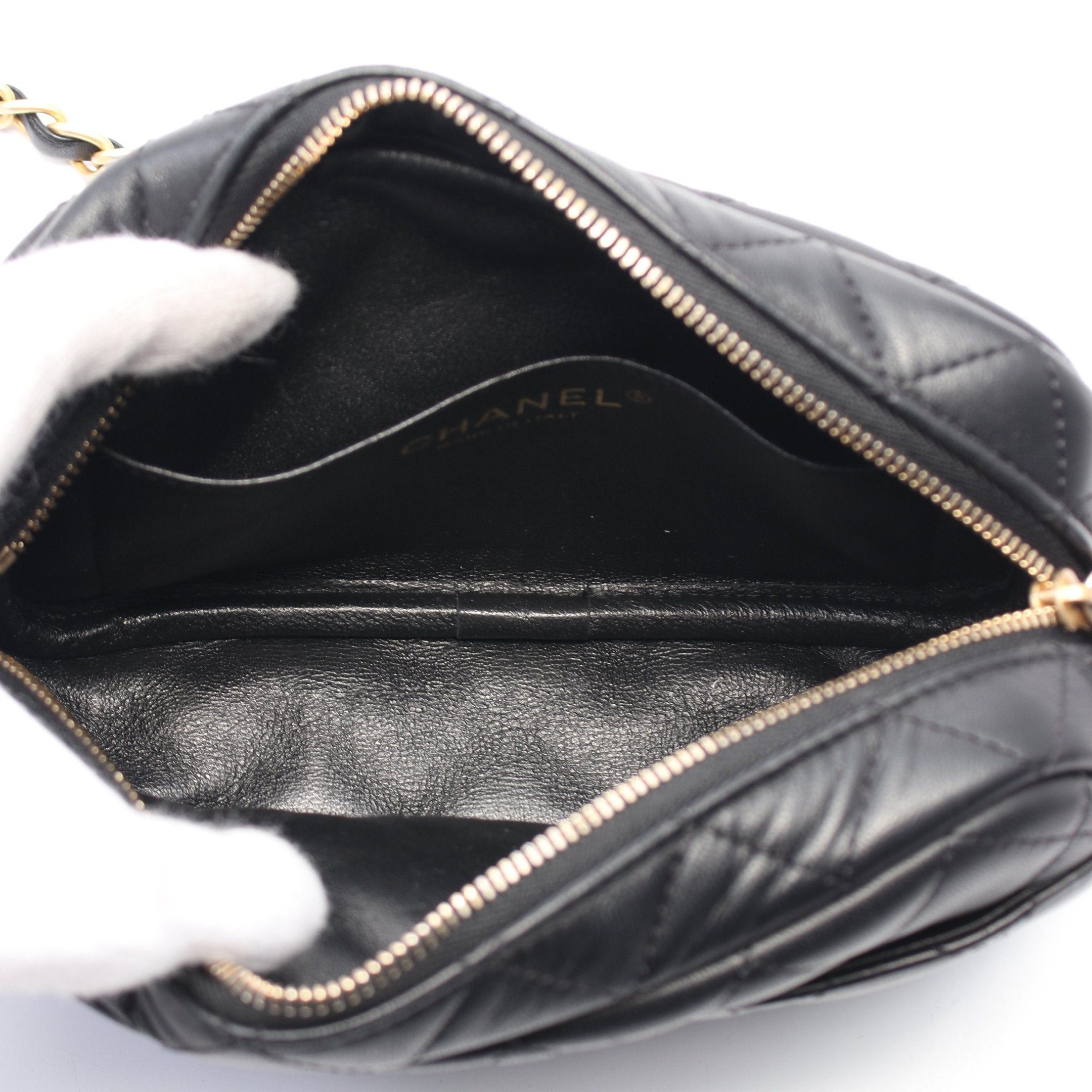 Chanel Chanel Matelasse Camera Bag Chain Shoulder Lambskin Black Gold Hardware Size ONE SIZE - 3 Thumbnail