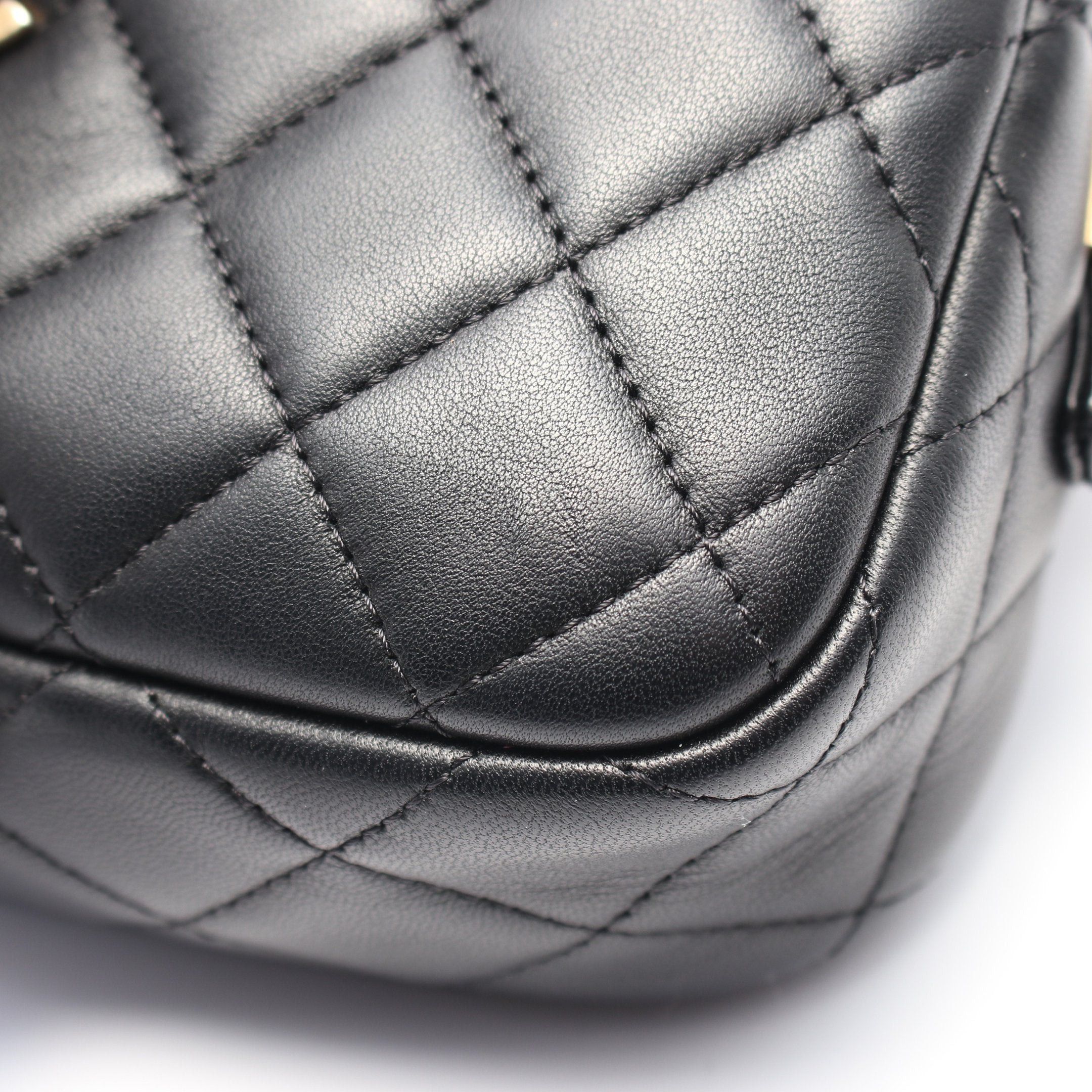 Chanel Chanel Matelasse Camera Bag Chain Shoulder Lambskin Black Gold Hardware Size ONE SIZE - 7 Thumbnail