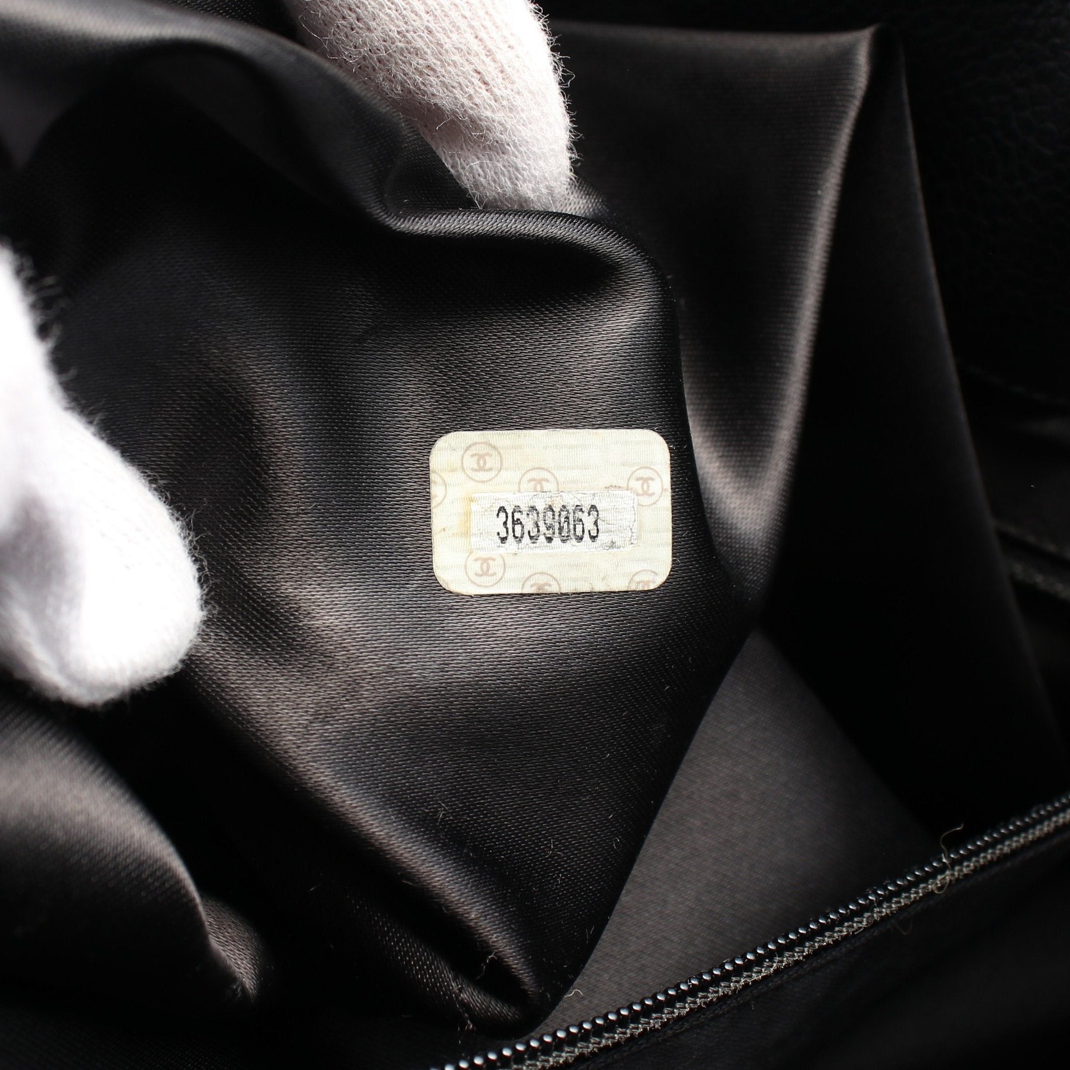 Chanel Chanel Big Coco Mark Chain Shoulder Bag Caviar Skin Black Gold Hardware Size ONE SIZE - 5 Thumbnail
