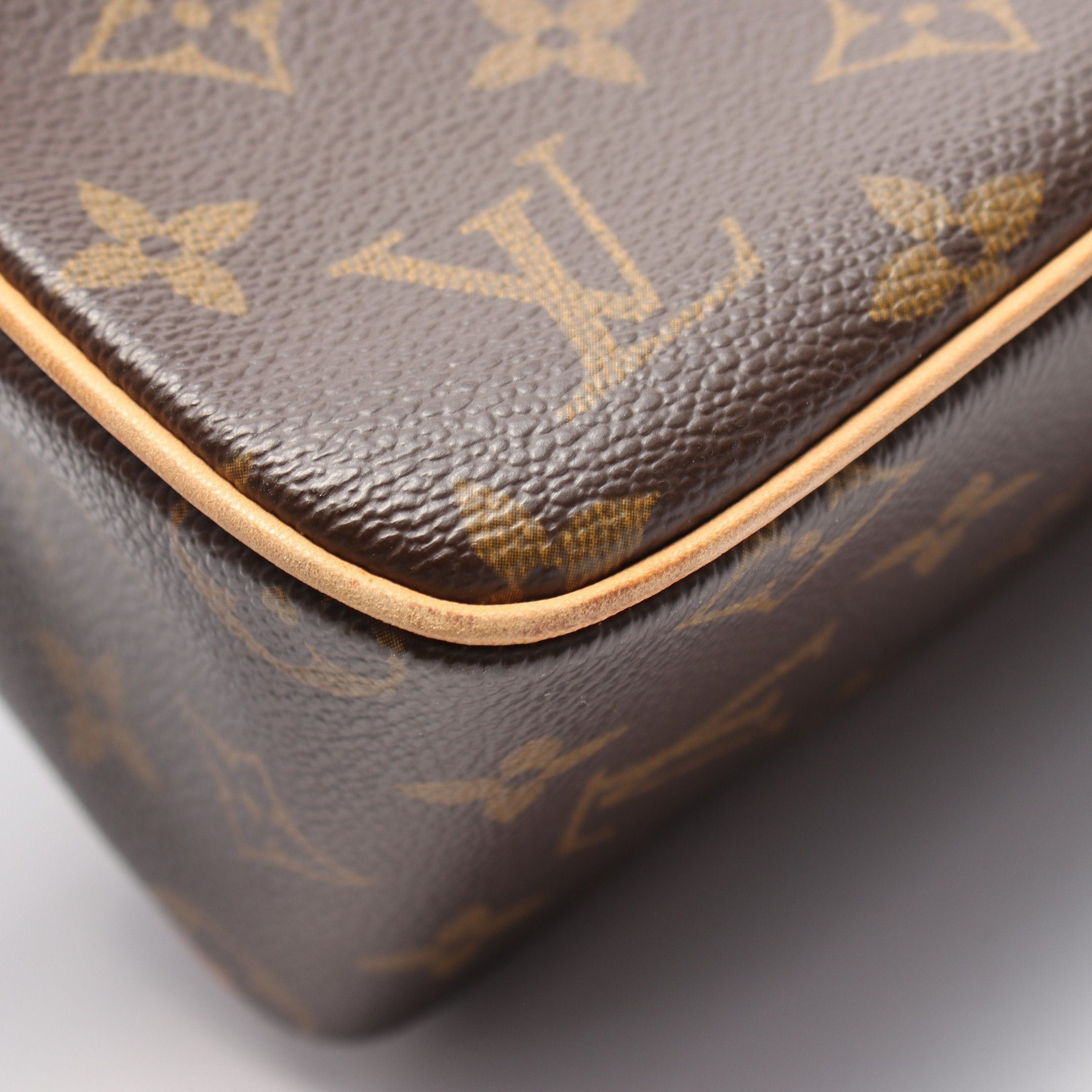 Louis Vuitton Louis Vuitton Vivacite Mm Monogram Shoulder Bag Leather Brown Size ONE SIZE - 9 Thumbnail