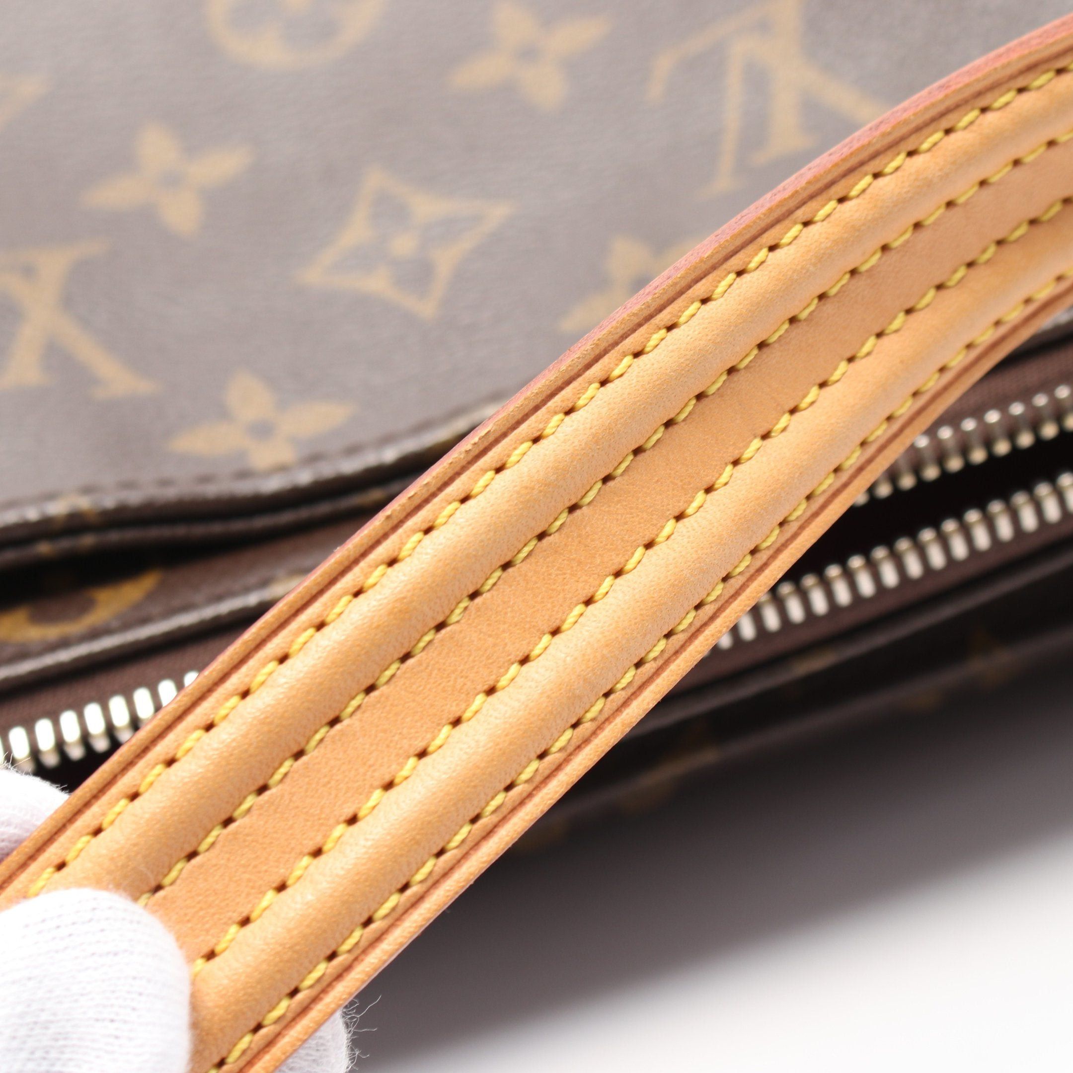 Louis Vuitton Louis Vuitton Vivacite Mm Monogram Shoulder Bag Leather Brown Size ONE SIZE - 8 Thumbnail