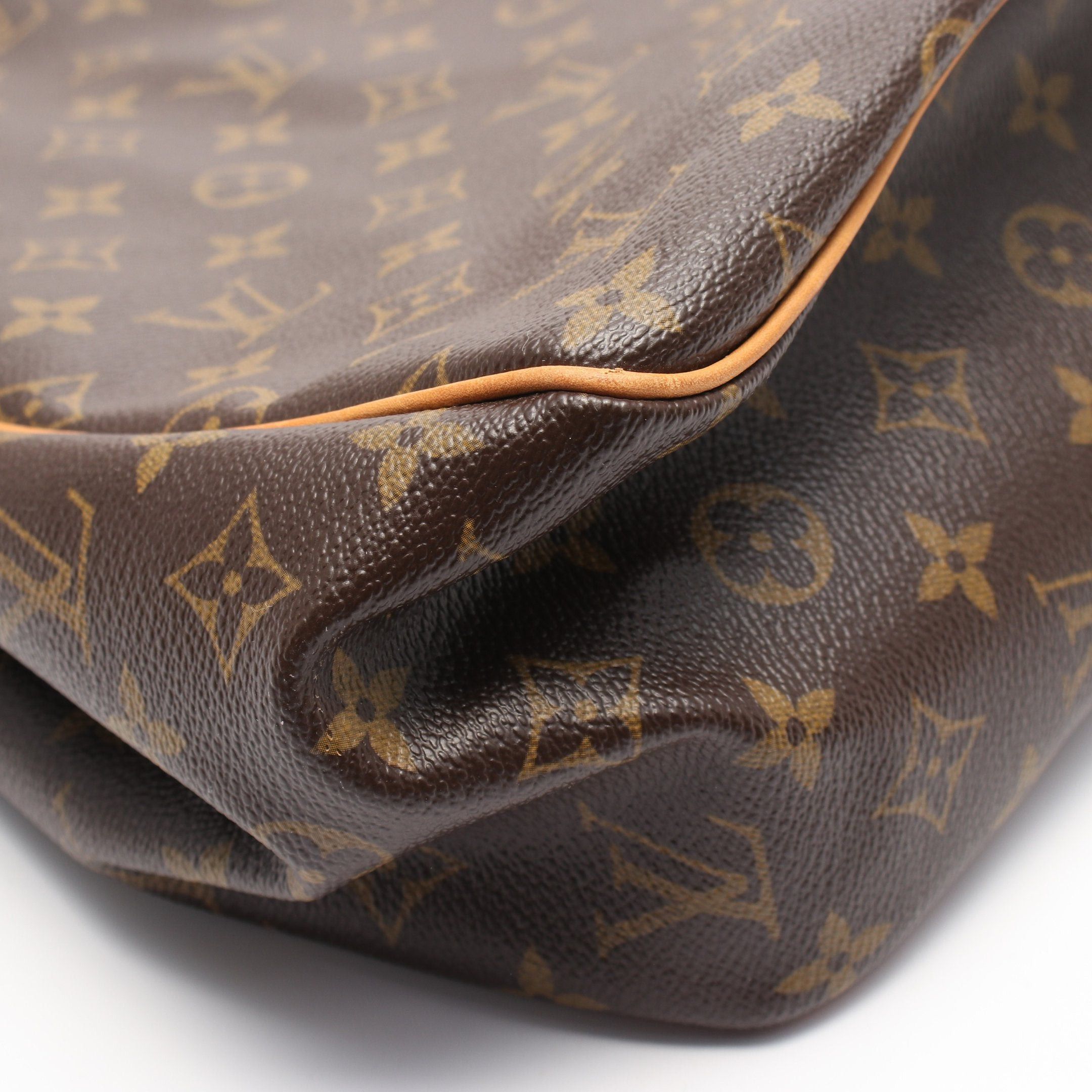 Louis Vuitton Louis Vuitton Batignolles Vertical Monogram Shoulder Bag Tote Leather Brown Size ONE SIZE - 7 Thumbnail