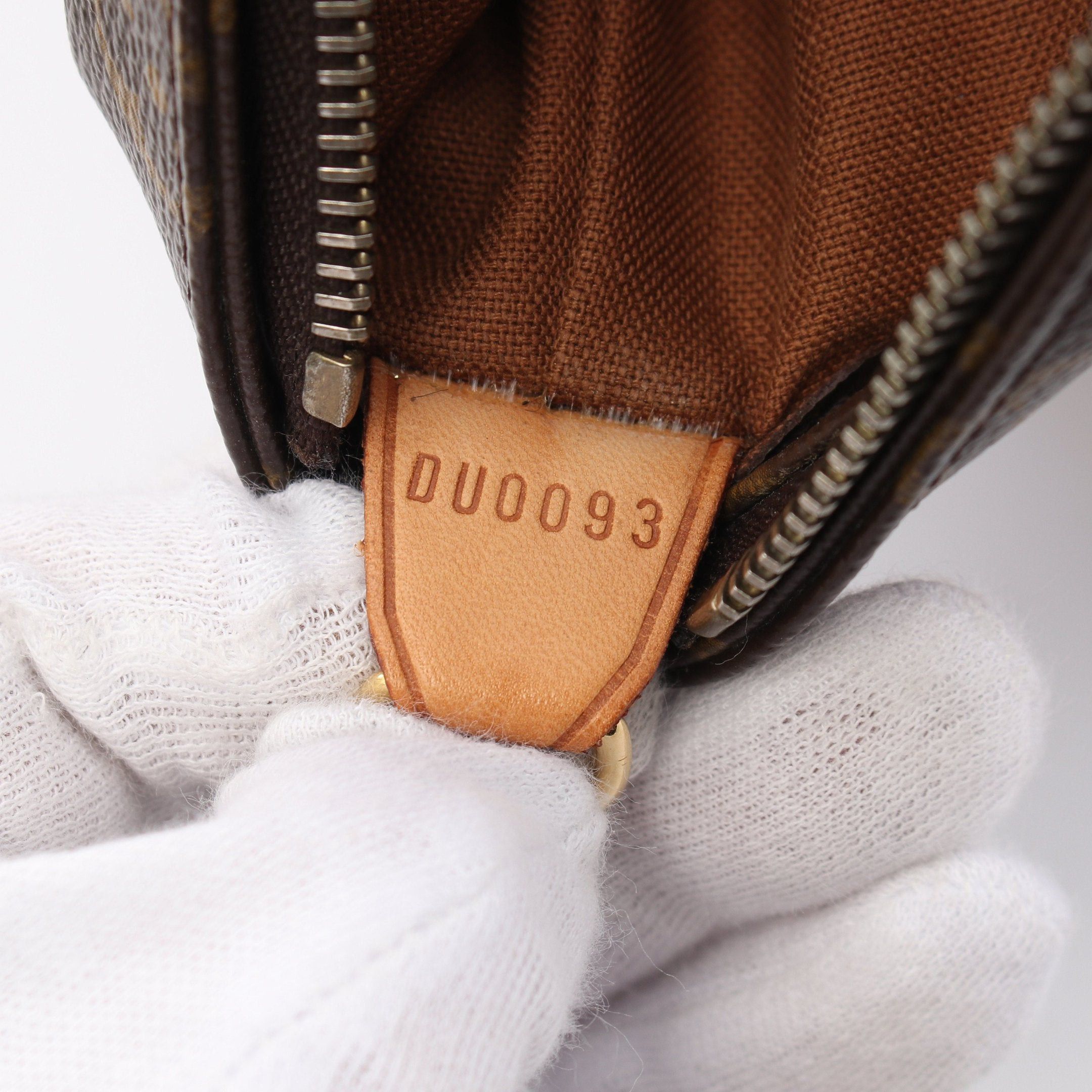 Louis Vuitton Louis Vuitton Kabamezo Monogram Shoulder Bag Tote Leather Brown Size ONE SIZE - 5 Thumbnail