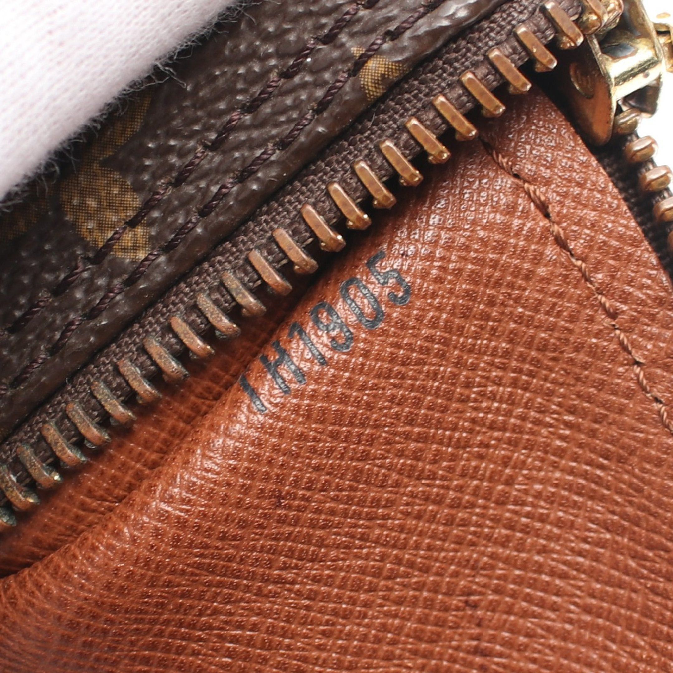 Louis Vuitton Louis Vuitton Papillon 30 Monogram Old Model Handbag Leather Brown Size ONE SIZE - 5 Thumbnail