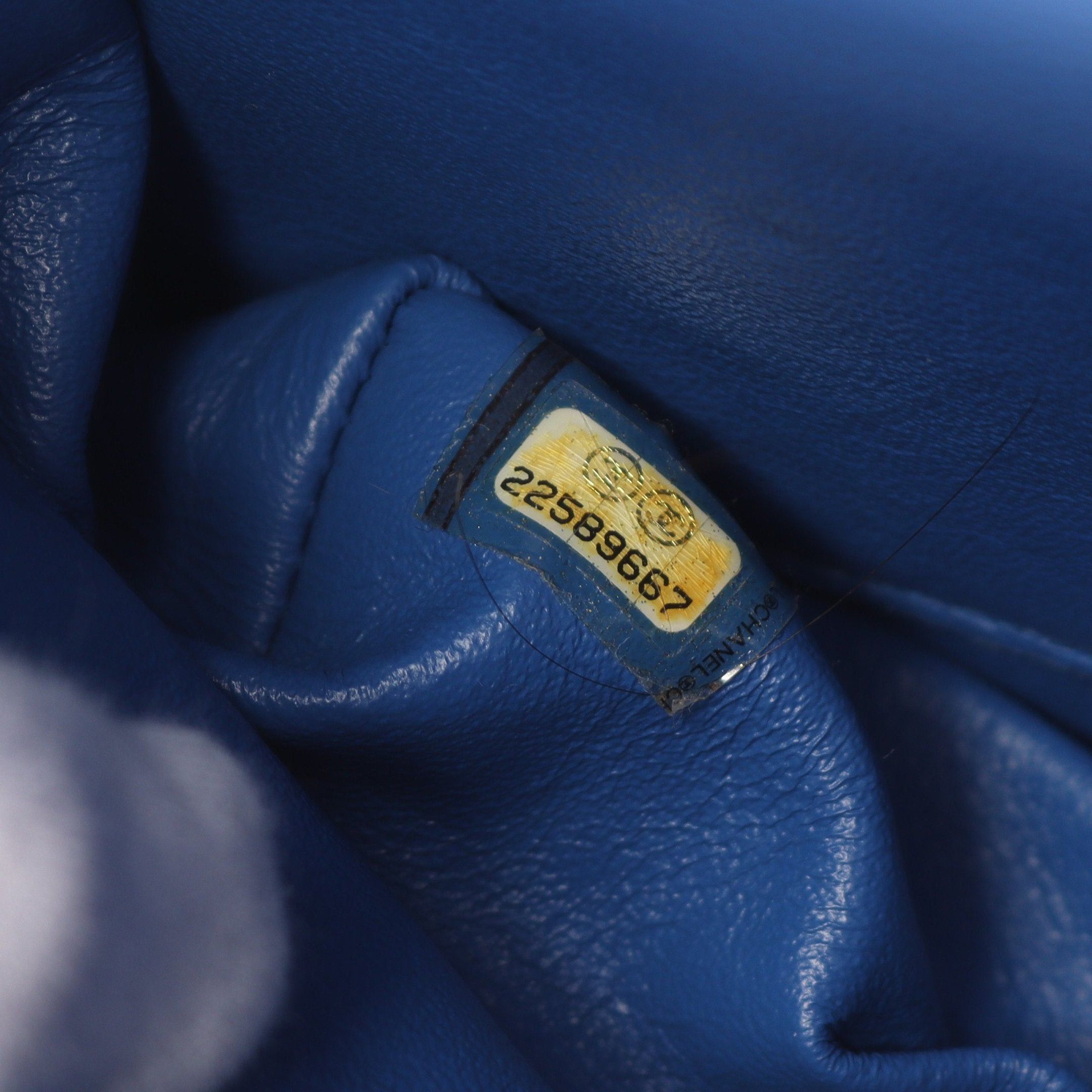Chanel Chanel Chevron V-Stitch Double Flap Chain Shoulder Bag Caviar Skin Blue Silver Hardware Size ONE SIZE - 5 Thumbnail