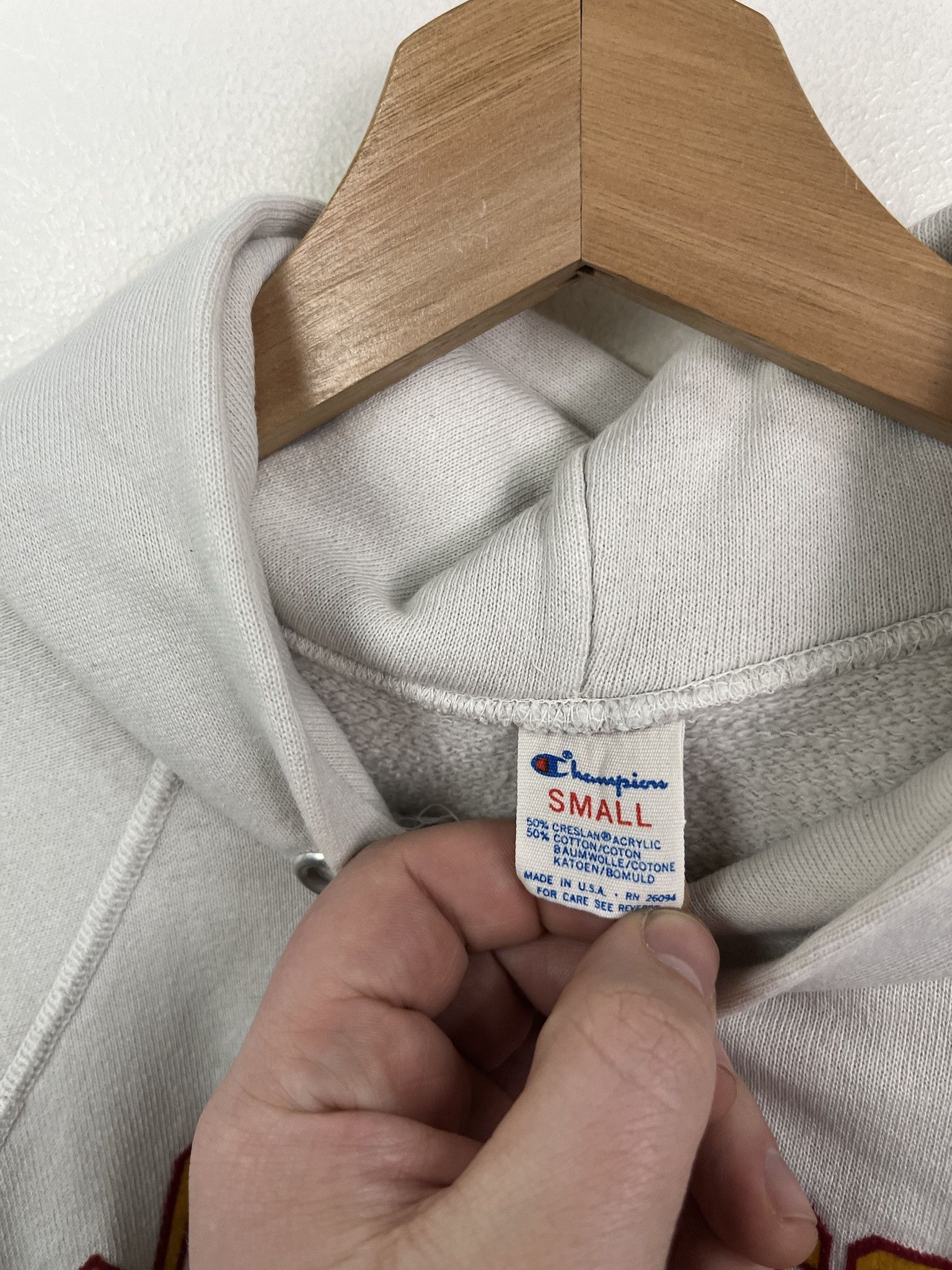 Champion Vintage Sweatshirt 1980s Champion University of Minnesota Duluth Hoodie Size S Size US S / EU 44-46 / 1 - 2 Thumbnail