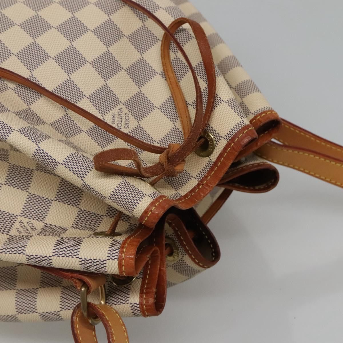 Louis Vuitton Noé White Canvas Shoulder Bag (Pre-Owned) Size ONE SIZE - 5 Thumbnail