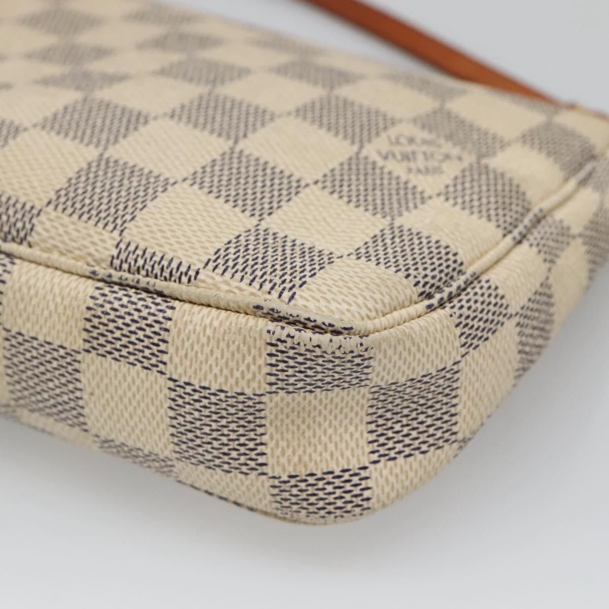Louis Vuitton Pochette Accessoire White Canvas Clutch Bag (Pre-Owned) Size ONE SIZE - 9 Thumbnail