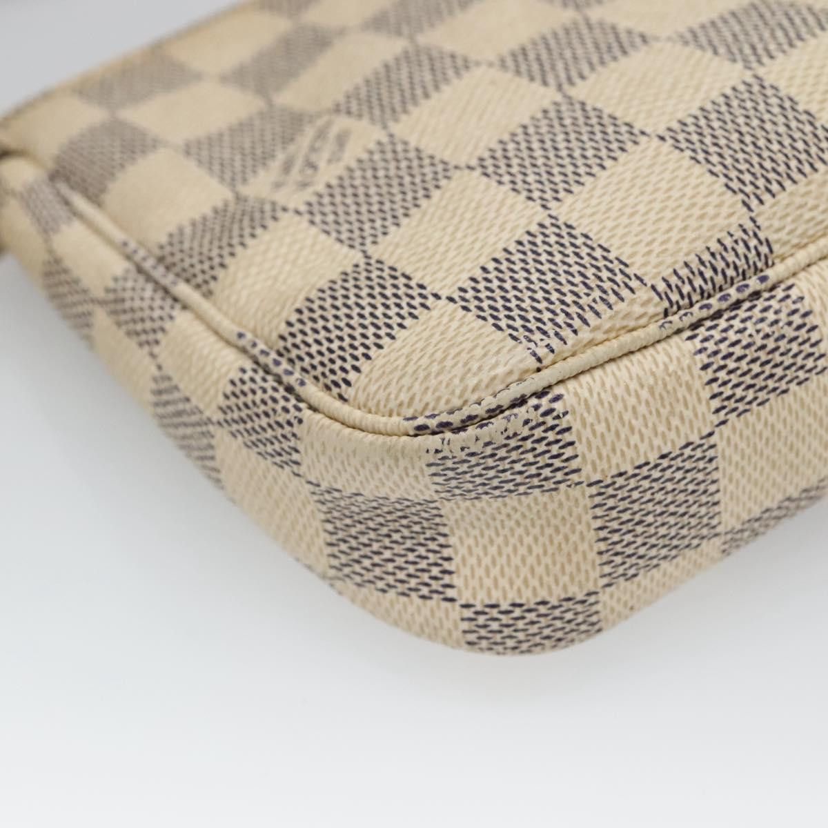 Louis Vuitton Pochette Accessoire White Canvas Clutch Bag (Pre-Owned) Size ONE SIZE - 8 Thumbnail