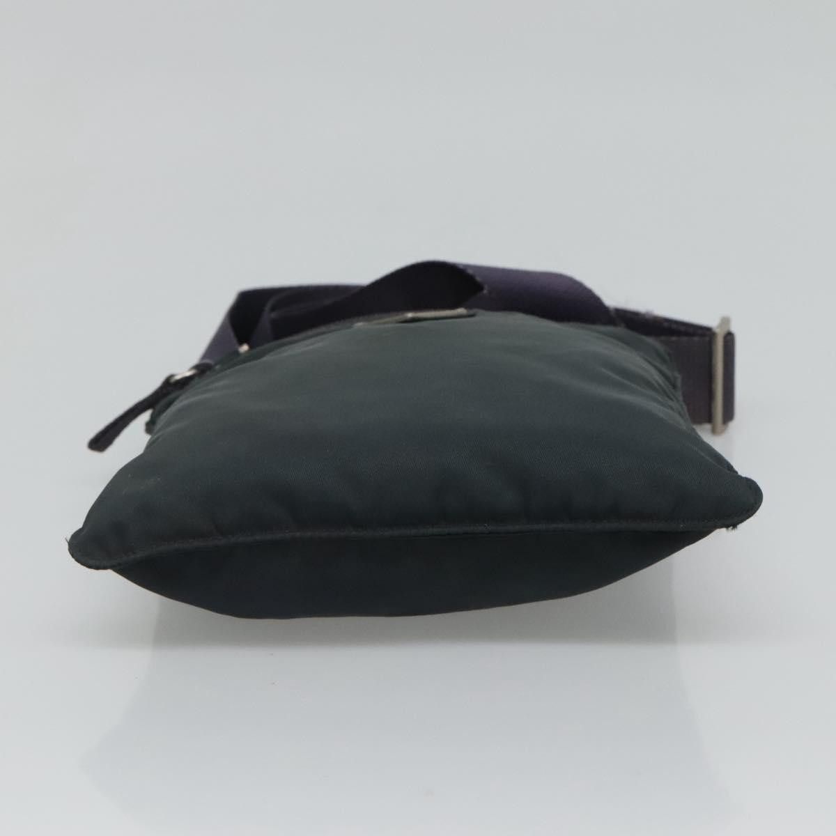 Prada Tessuto Green Synthetic Clutch Bag (Pre-Owned) Size ONE SIZE - 20 Thumbnail