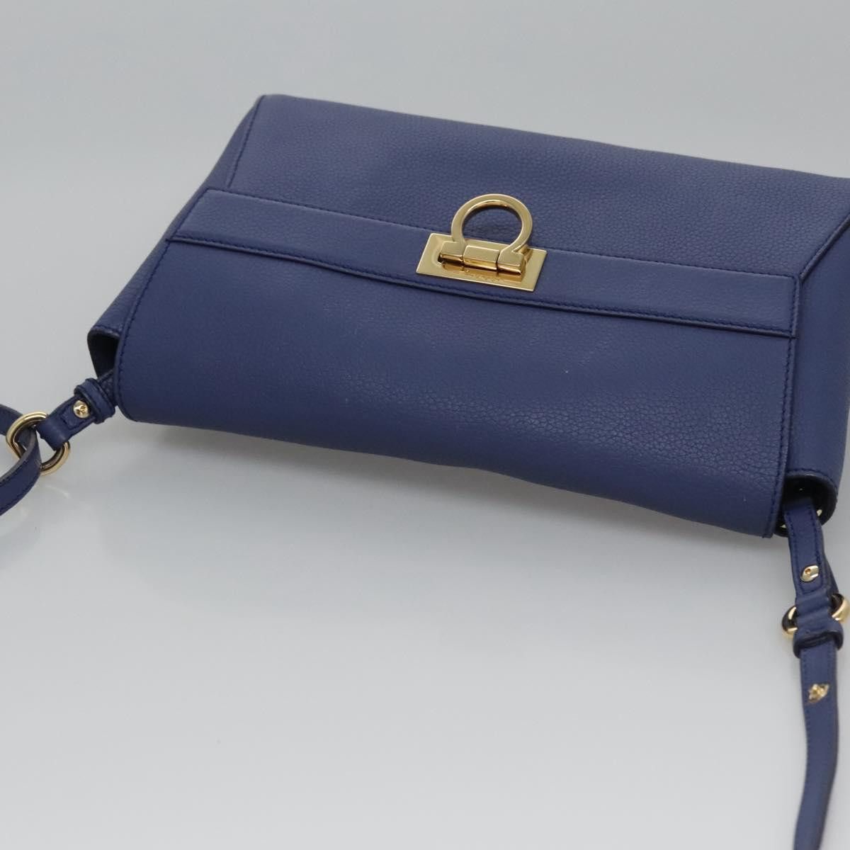 Salvatore Ferragamo Gancini Blue Leather Shoulder Bag (Pre-Owned) Size ONE SIZE - 5 Thumbnail