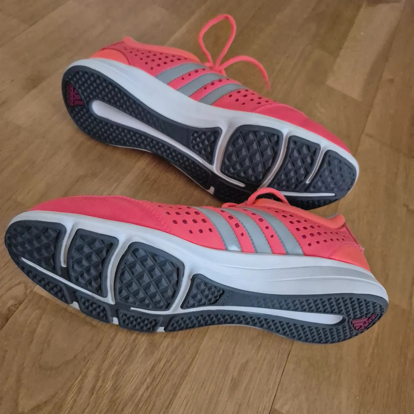 Adidas Adidas Shoes Size US 9 / IT 39 - 4 Thumbnail