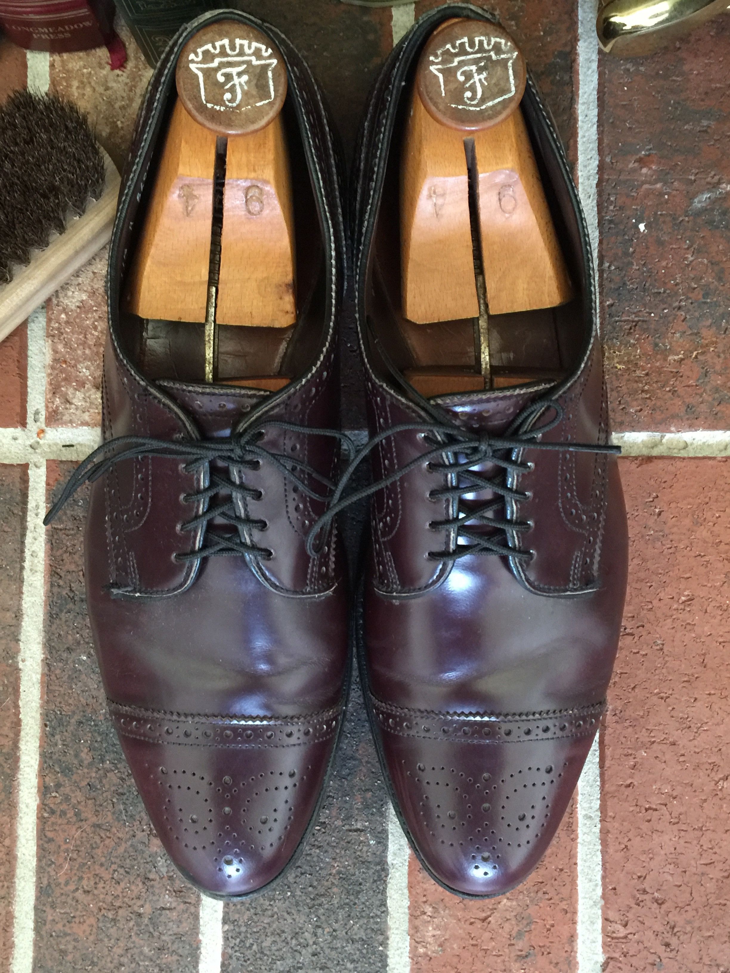 Allen Edmonds Sanford | Grailed