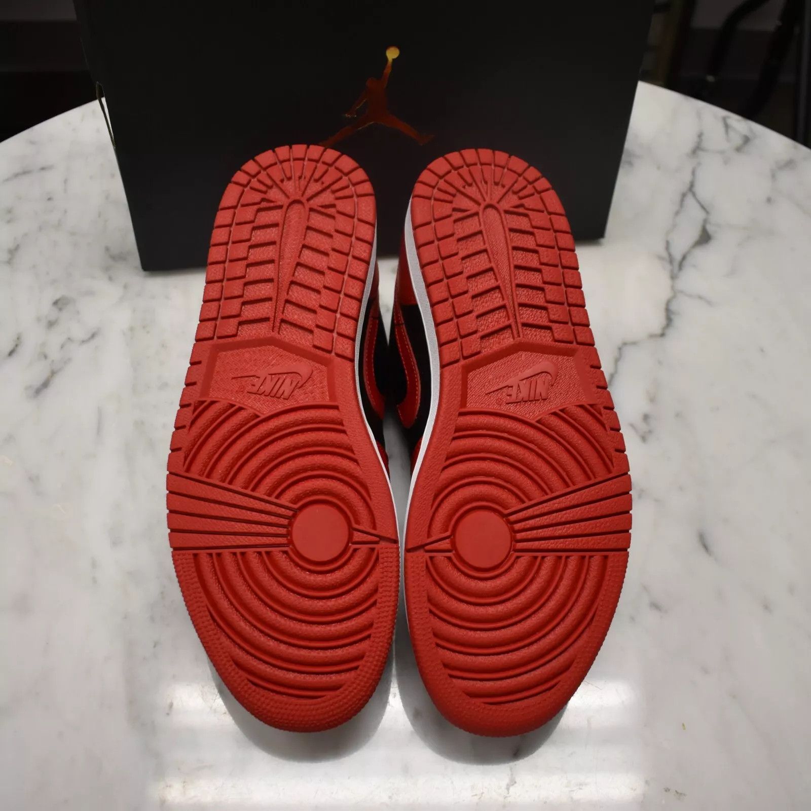 Jordan Brand × Nike Air Jordan 1 Low Bred Banned Black Red Sneakers 2020 Size US 10 / EU 43 - 7 Thumbnail