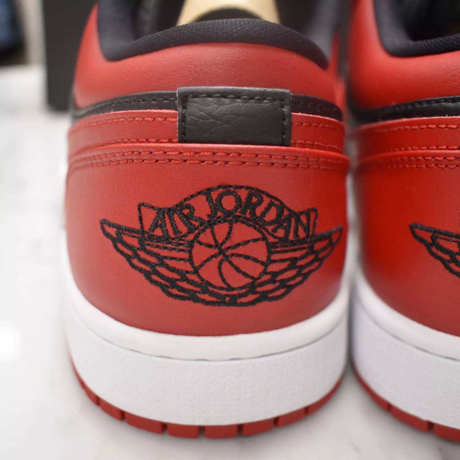 Jordan Brand × Nike Air Jordan 1 Low Bred Banned Black Red Sneakers 2020 Size US 10 / EU 43 - 6 Thumbnail