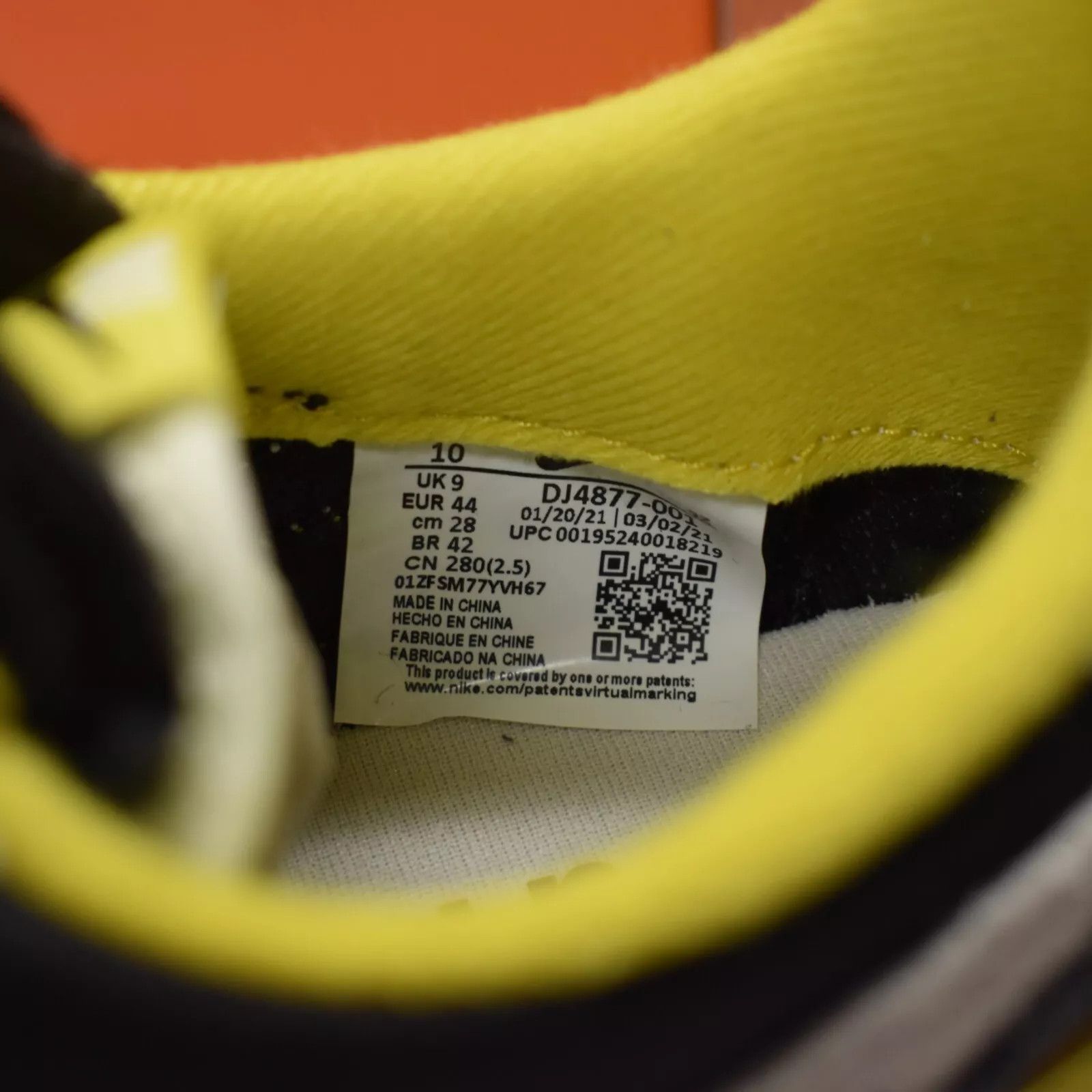 Nike × Sacai × Undercover Nike Sacai Undercover LDWaffle LD Waffle Racer Black Citron Size US 10 / EU 43 - 11 Thumbnail