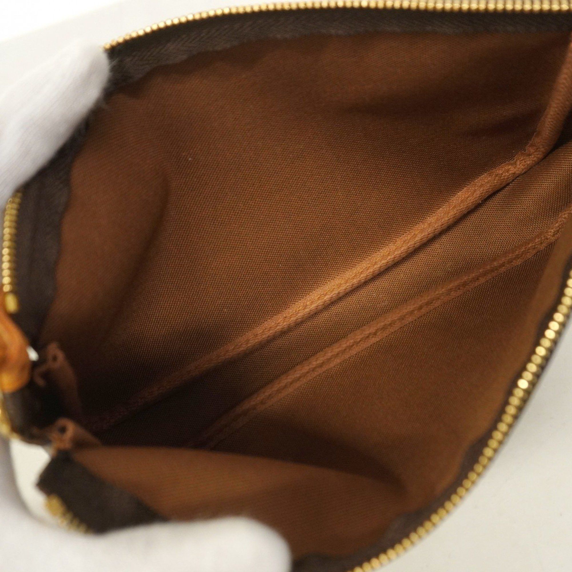 Louis Vuitton Louis Vuitton Pochette Accessoire clutch Size ONE SIZE - 9 Thumbnail