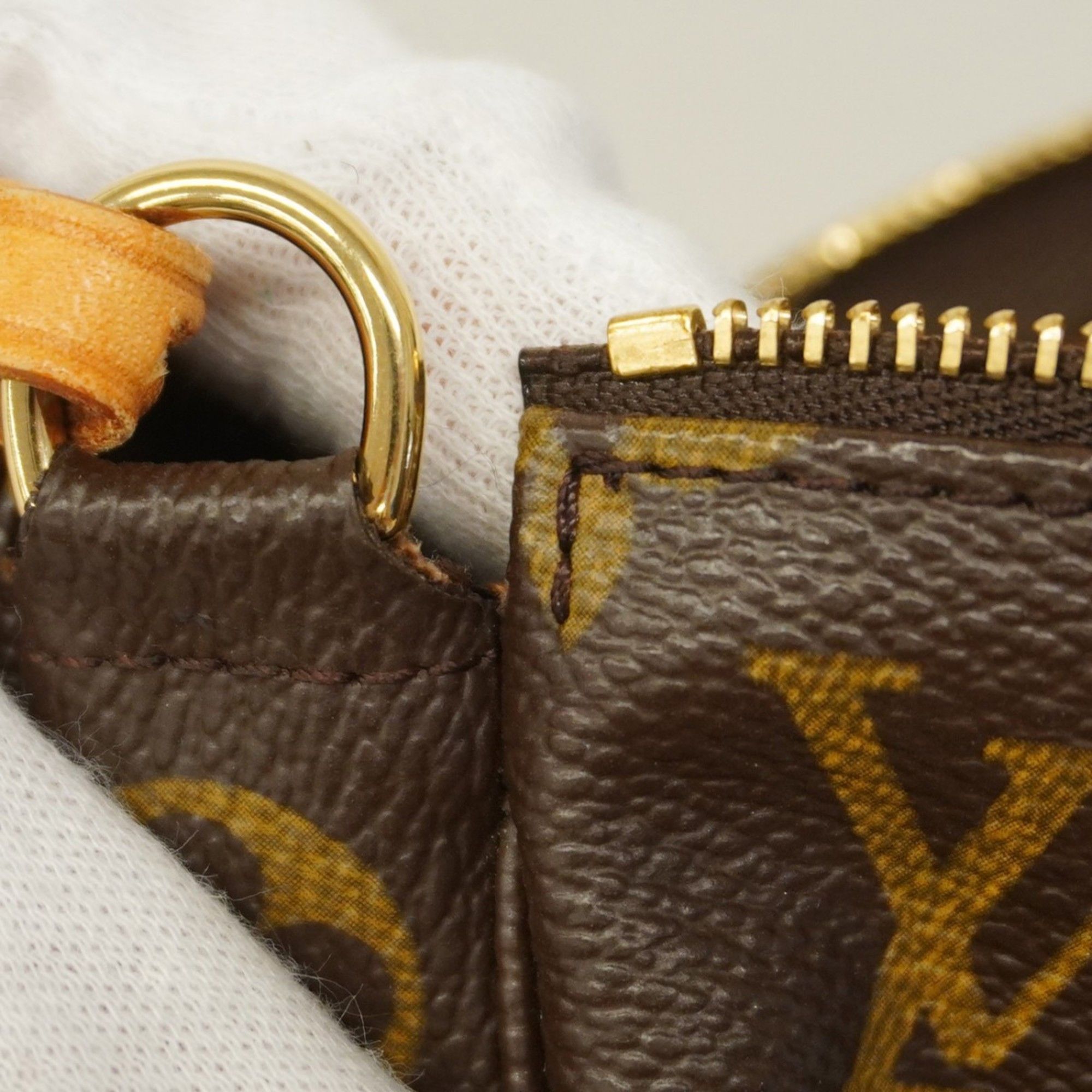 Louis Vuitton Louis Vuitton Pochette Accessoire clutch Size ONE SIZE - 7 Thumbnail