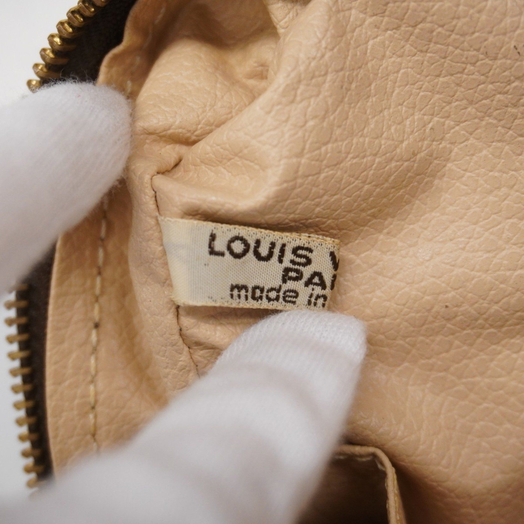 Louis Vuitton Louis Vuitton Trousse de Toilette clutch Size ONE SIZE - 12 Thumbnail