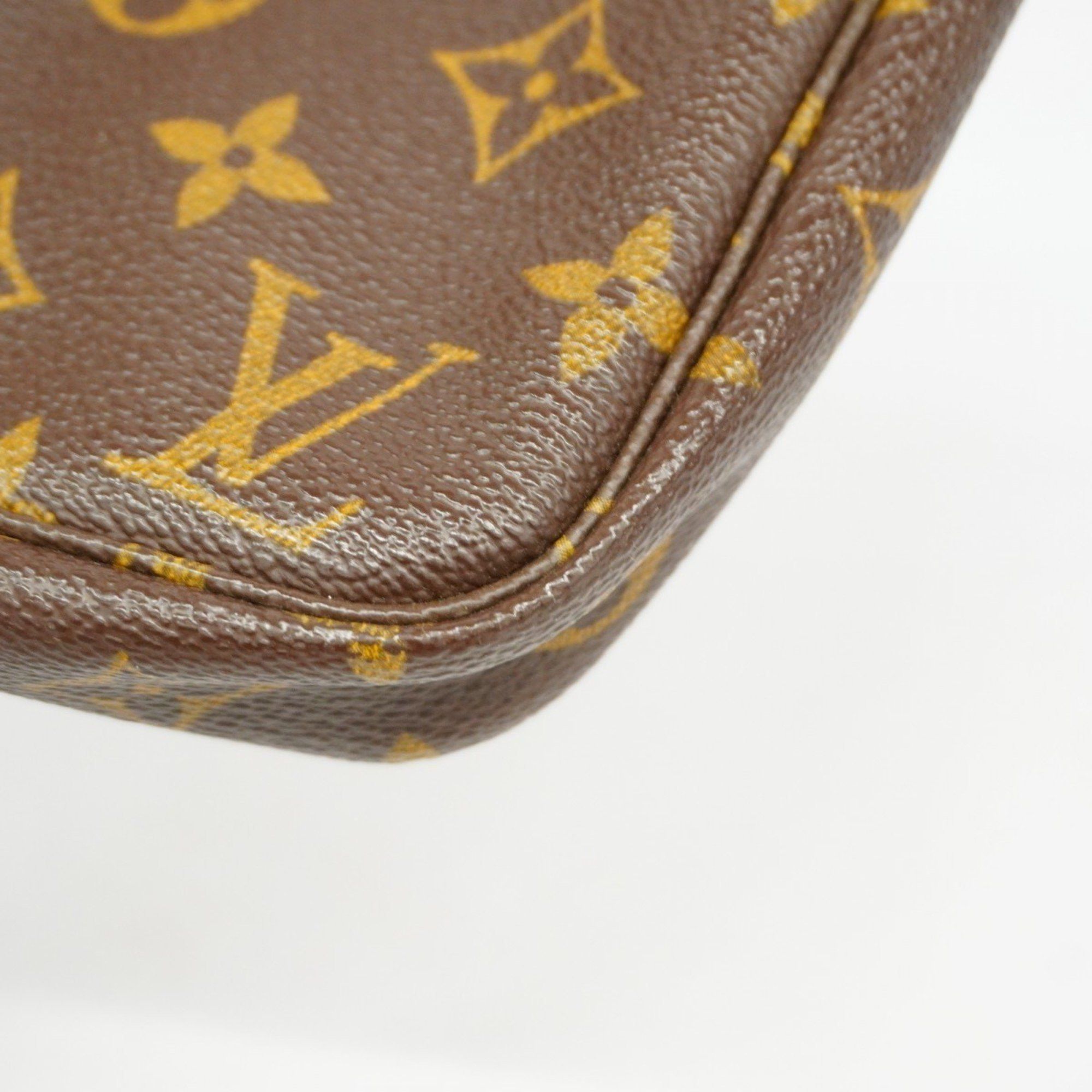 Louis Vuitton Louis Vuitton Pochette Accessoire clutch Size ONE SIZE - 7 Thumbnail