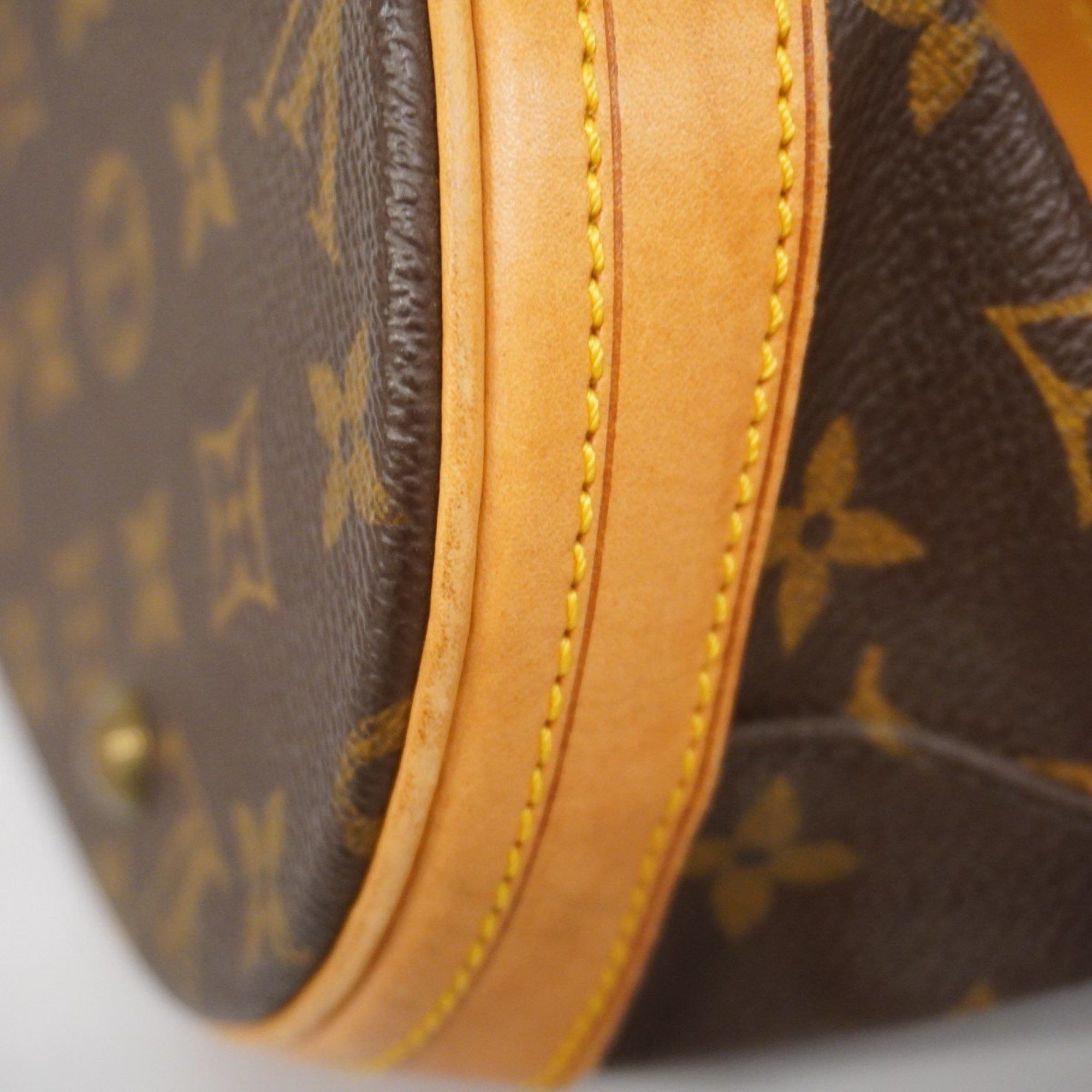 Louis Vuitton Louis Vuitton Bucket PM tote Size ONE SIZE - 6 Thumbnail
