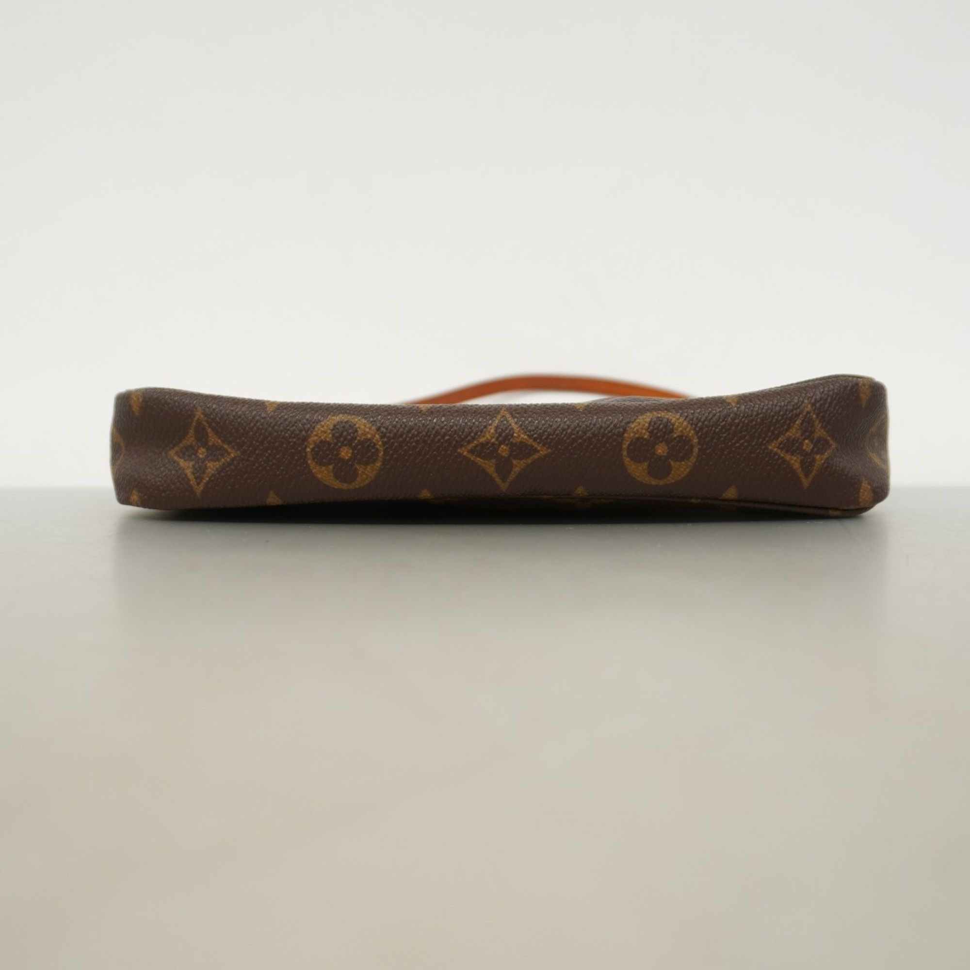 Louis Vuitton Louis Vuitton Pochette Accessoire clutch Size ONE SIZE - 5 Thumbnail