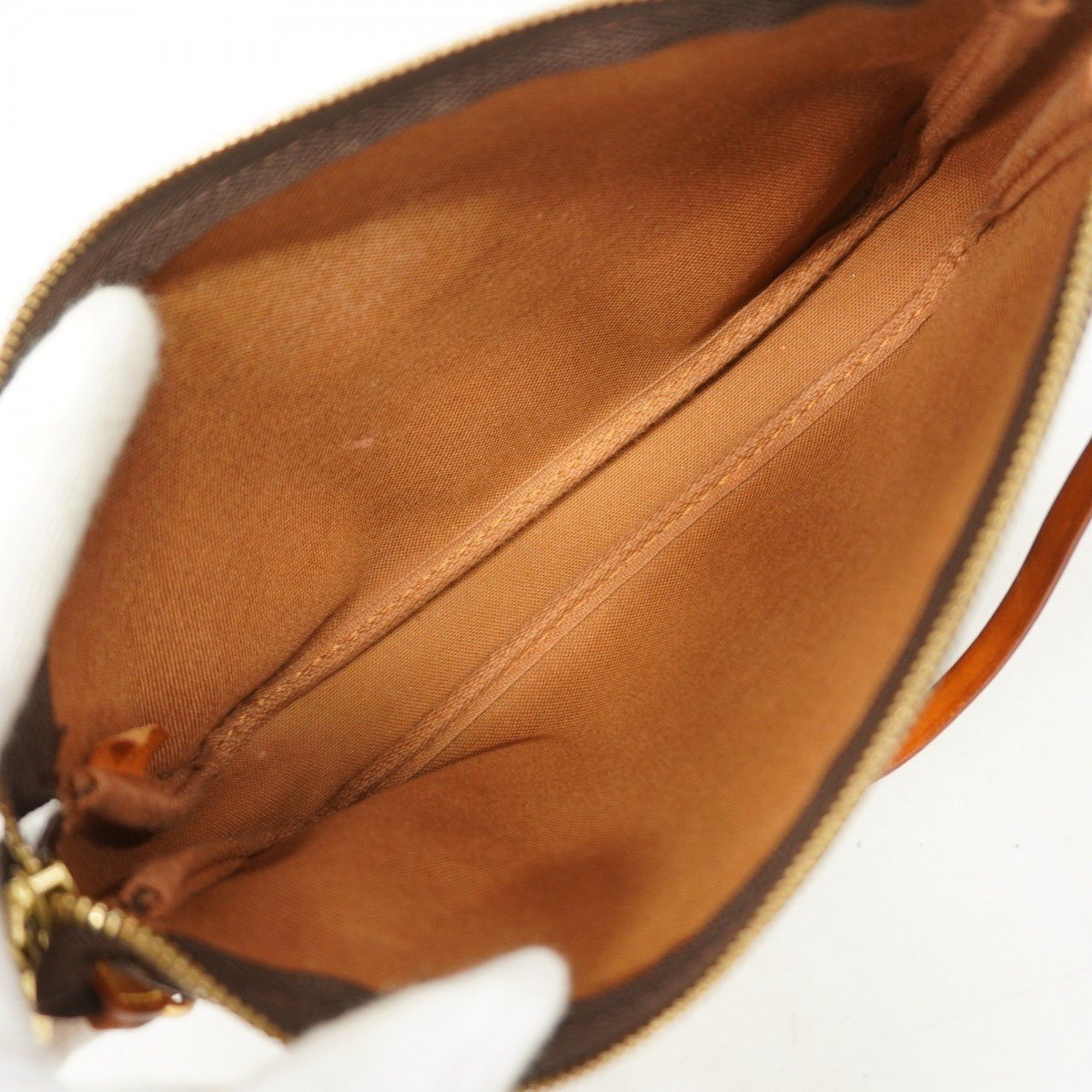Louis Vuitton Louis Vuitton Pochette Accessoire clutch Size ONE SIZE - 9 Thumbnail
