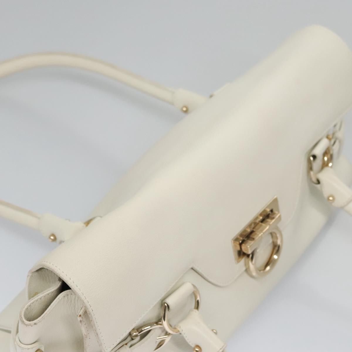 Salvatore Ferragamo Gancini Beige Leather Shoulder Bag (Pre-Owned) Size ONE SIZE - 6 Thumbnail
