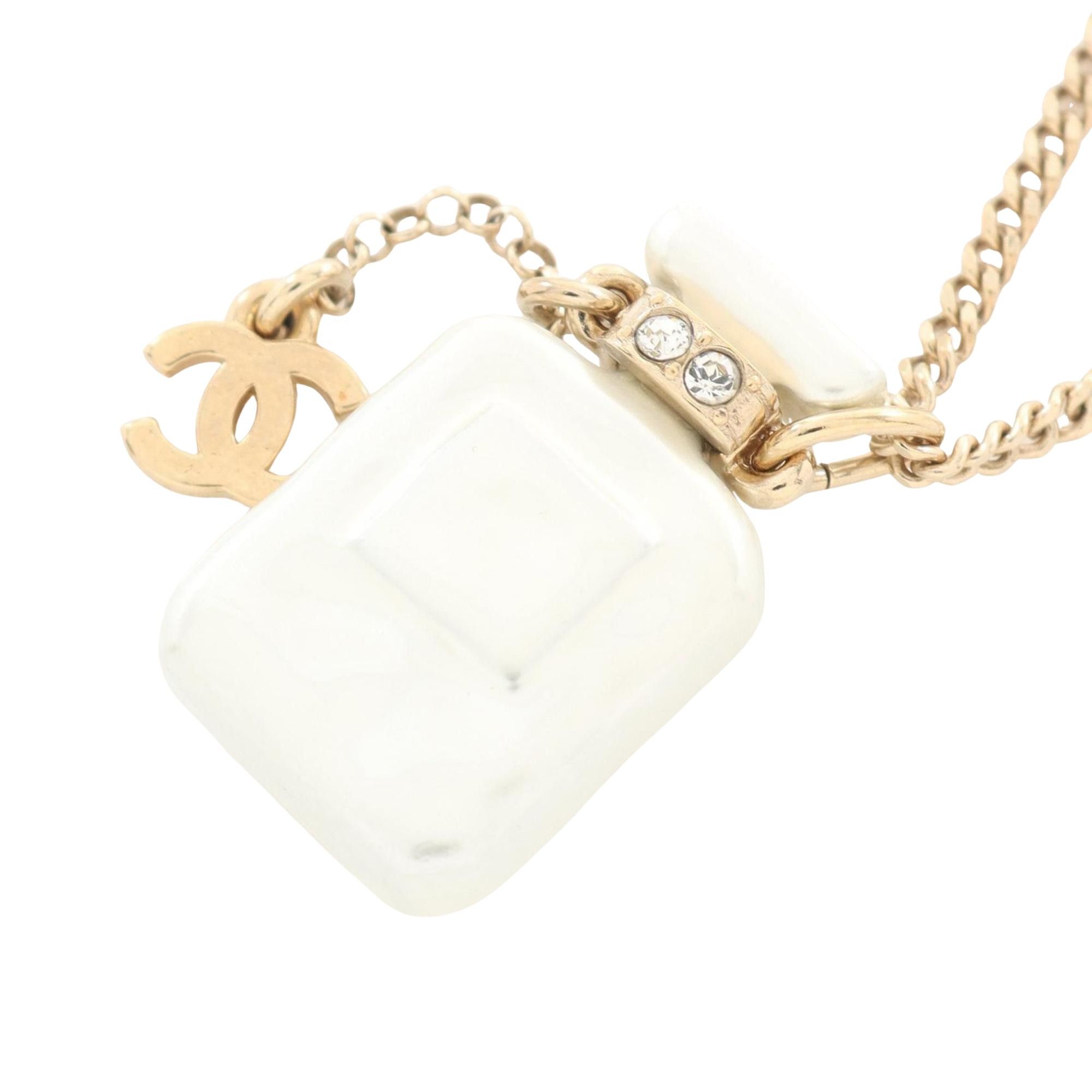 Chanel Chanel Numero 5 necklace Size ONE SIZE - 3 Thumbnail