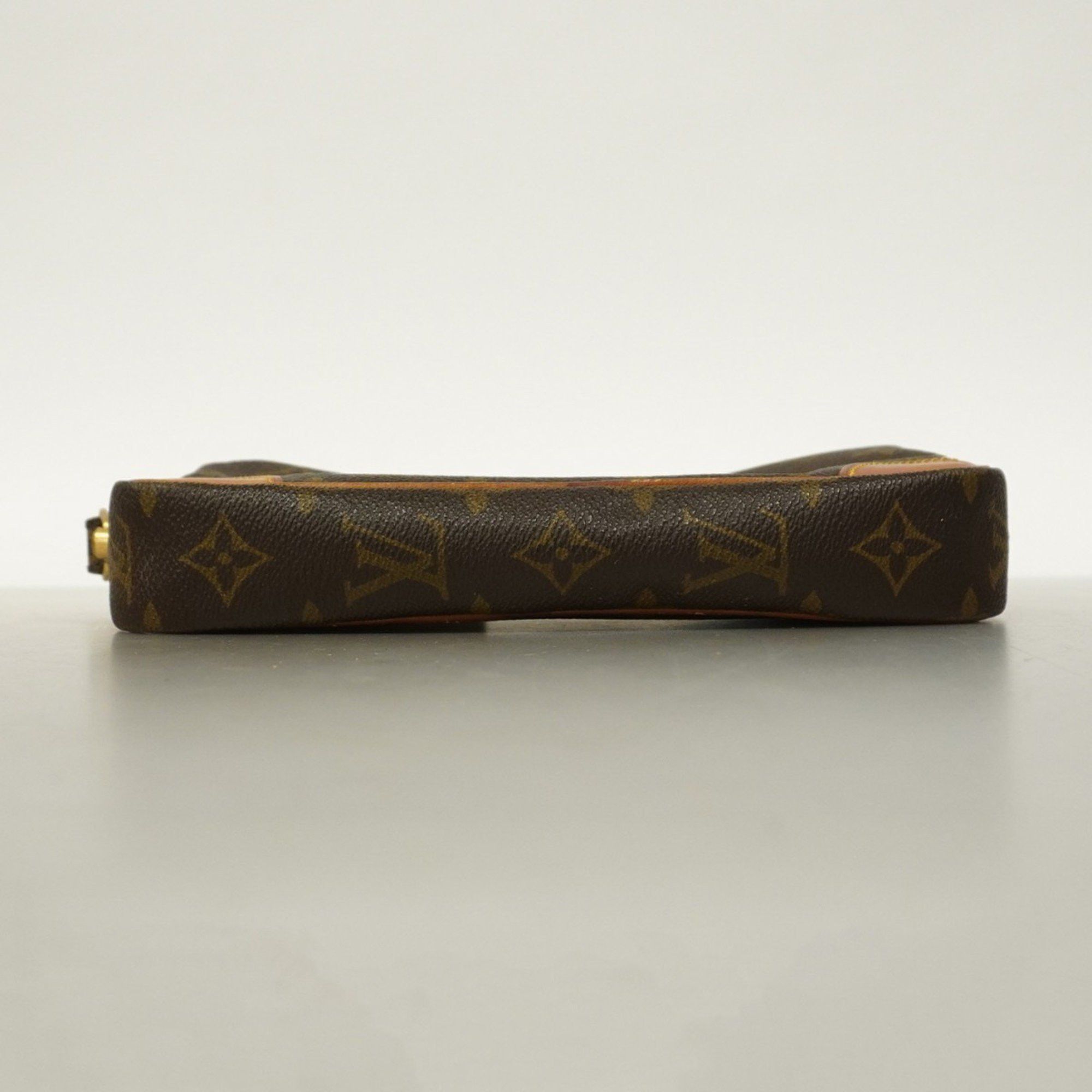 Louis Vuitton Louis Vuitton Marly Dragonne clutch Size ONE SIZE - 4 Thumbnail