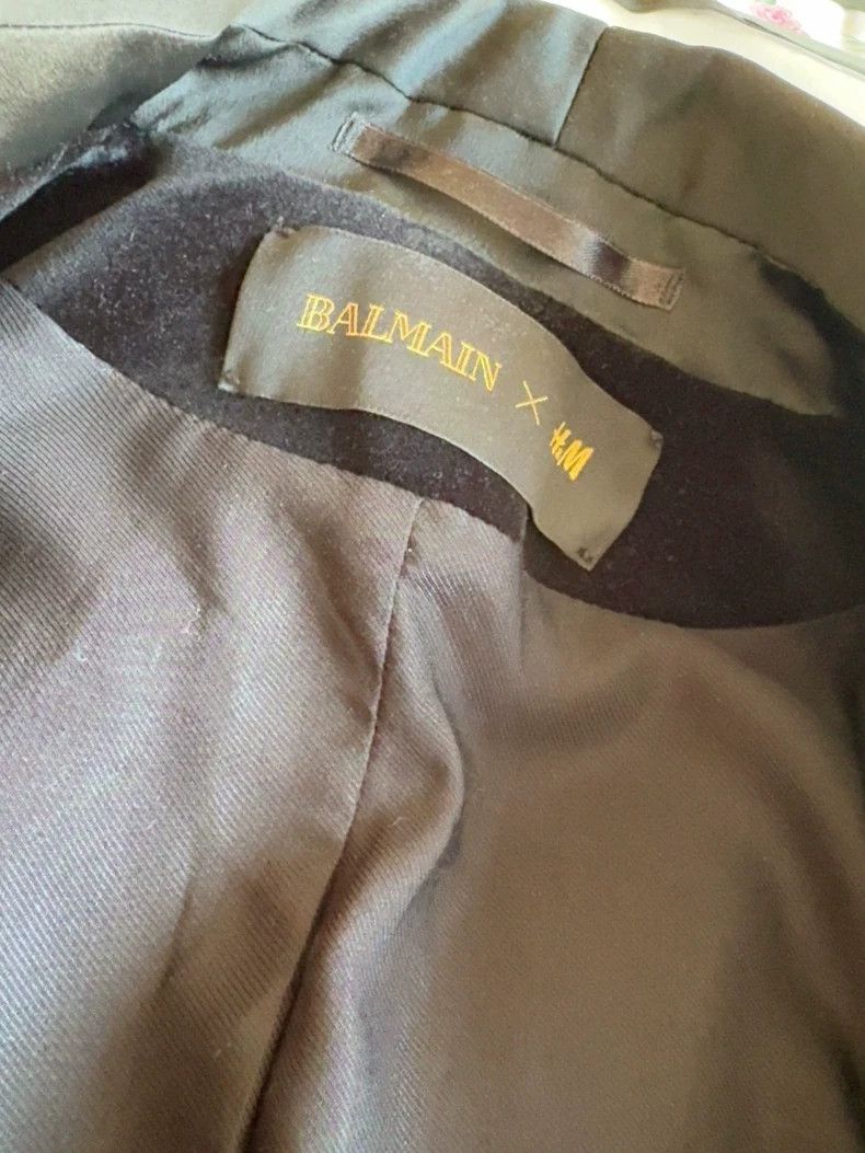 Balmain Black Velvet Blazer with Gold Buttons Size US M / EU 48-50 / 2 - 4 Thumbnail