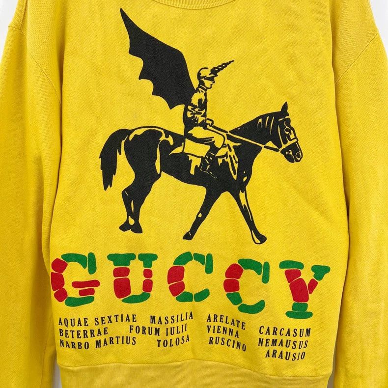 Gucci Gucci Knight Print Sweatshirt in Yellow Size US XS / EU 42 / 0 - 5 Thumbnail