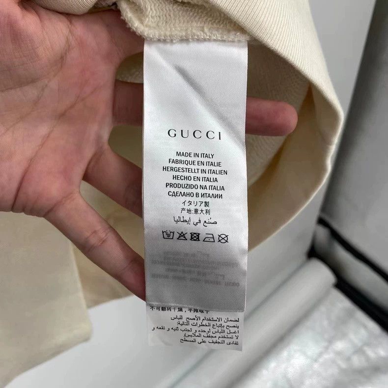 Gucci Gucci Strawberry Pattern Hoodie Size S Size US S / EU 44-46 / 1 - 4 Thumbnail