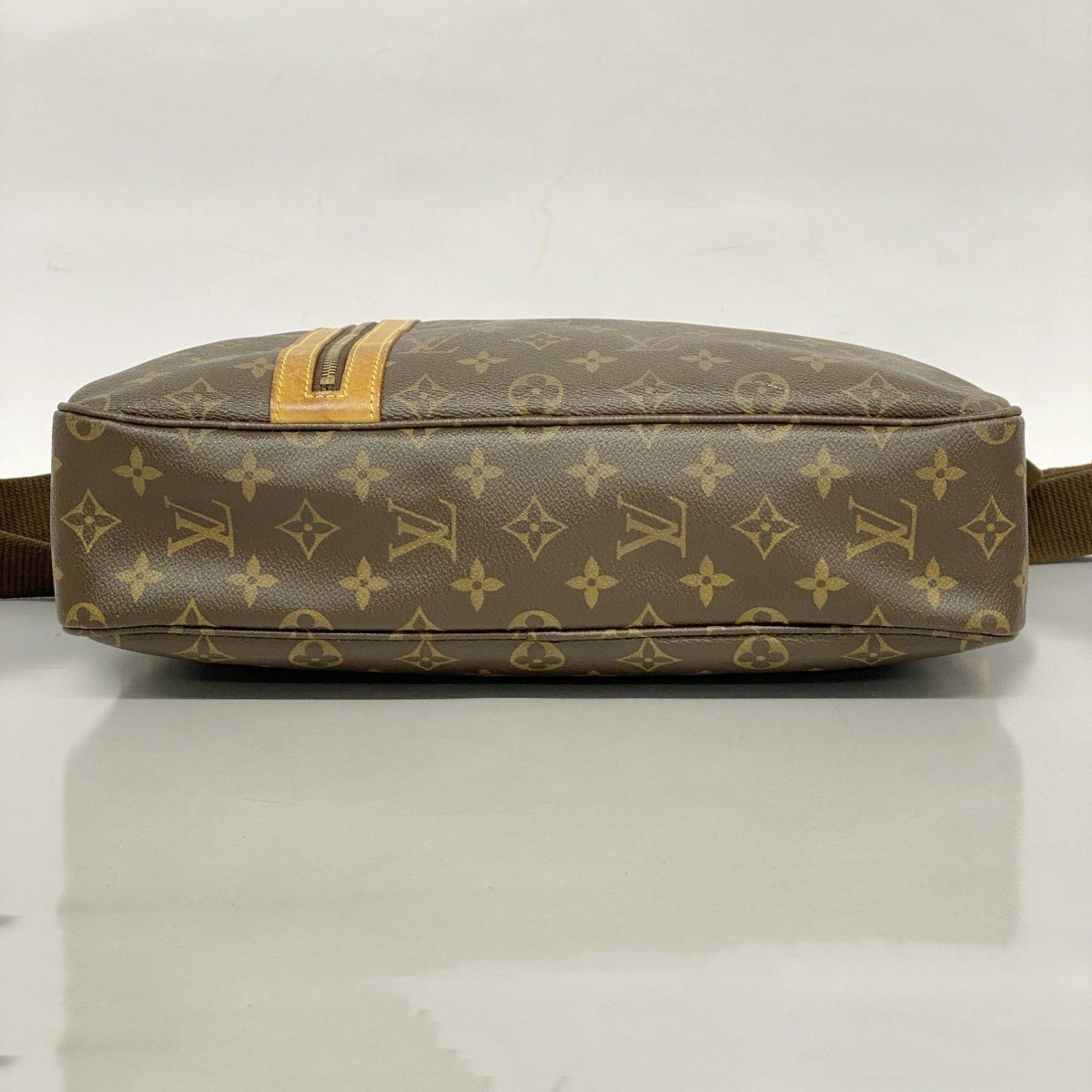 Louis Vuitton Louis Vuitton Bosphore shoulder Size ONE SIZE - 5 Thumbnail