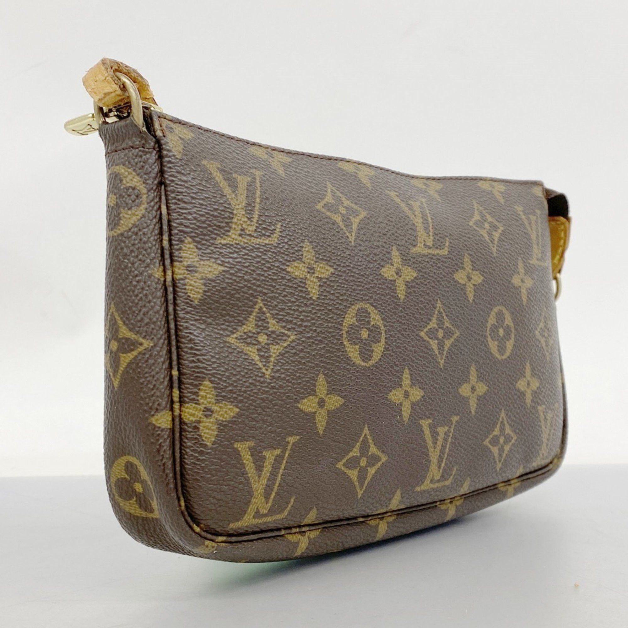 Louis Vuitton Louis Vuitton Pochette Accessoire clutch Size ONE SIZE - 3 Thumbnail