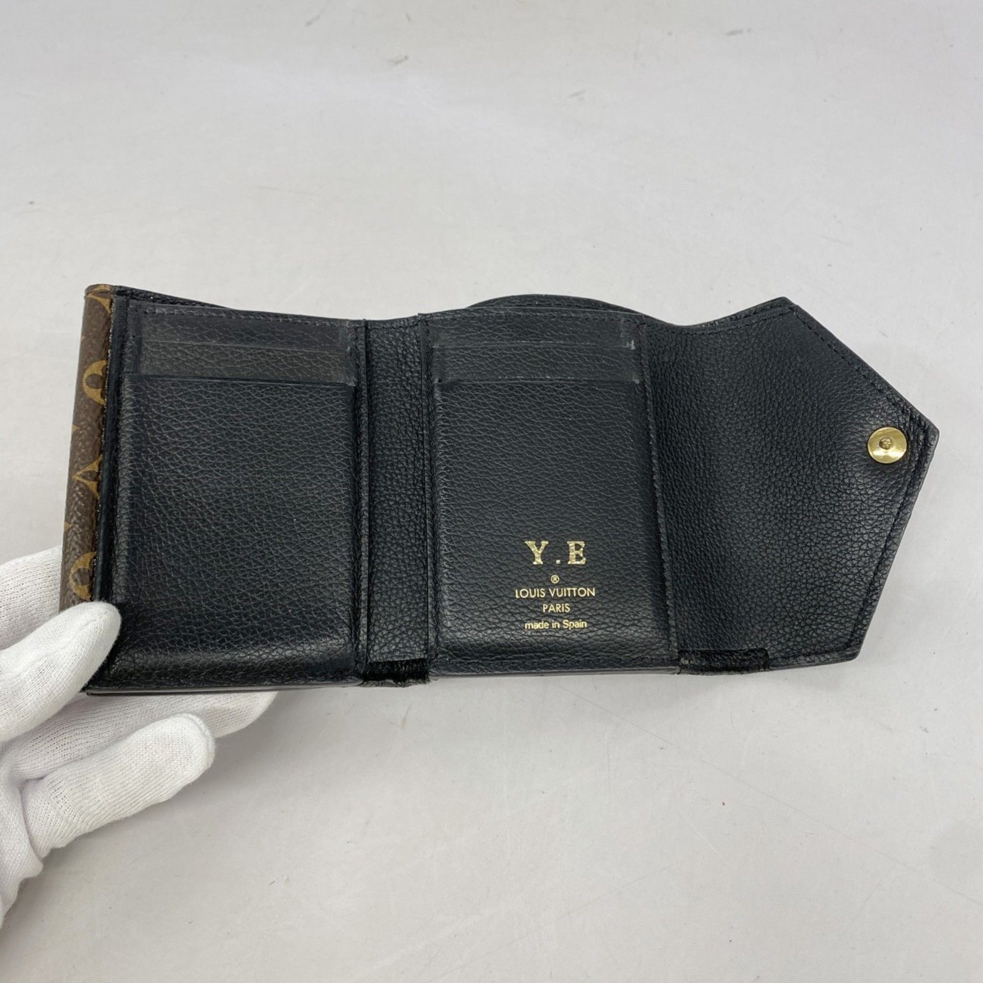 Louis Vuitton Louis Vuitton Double V wallet Size ONE SIZE - 12 Thumbnail