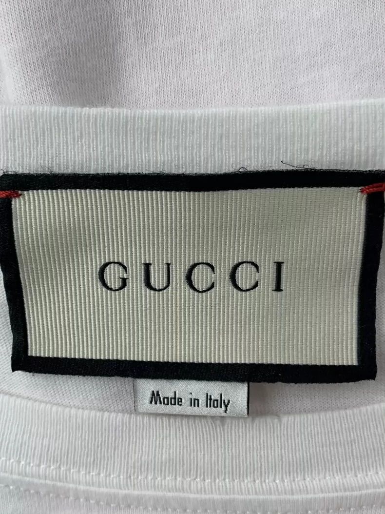 Gucci Gucci Short Sleeve Graphic T-Shirt Size US S / EU 44-46 / 1 - 4 Thumbnail
