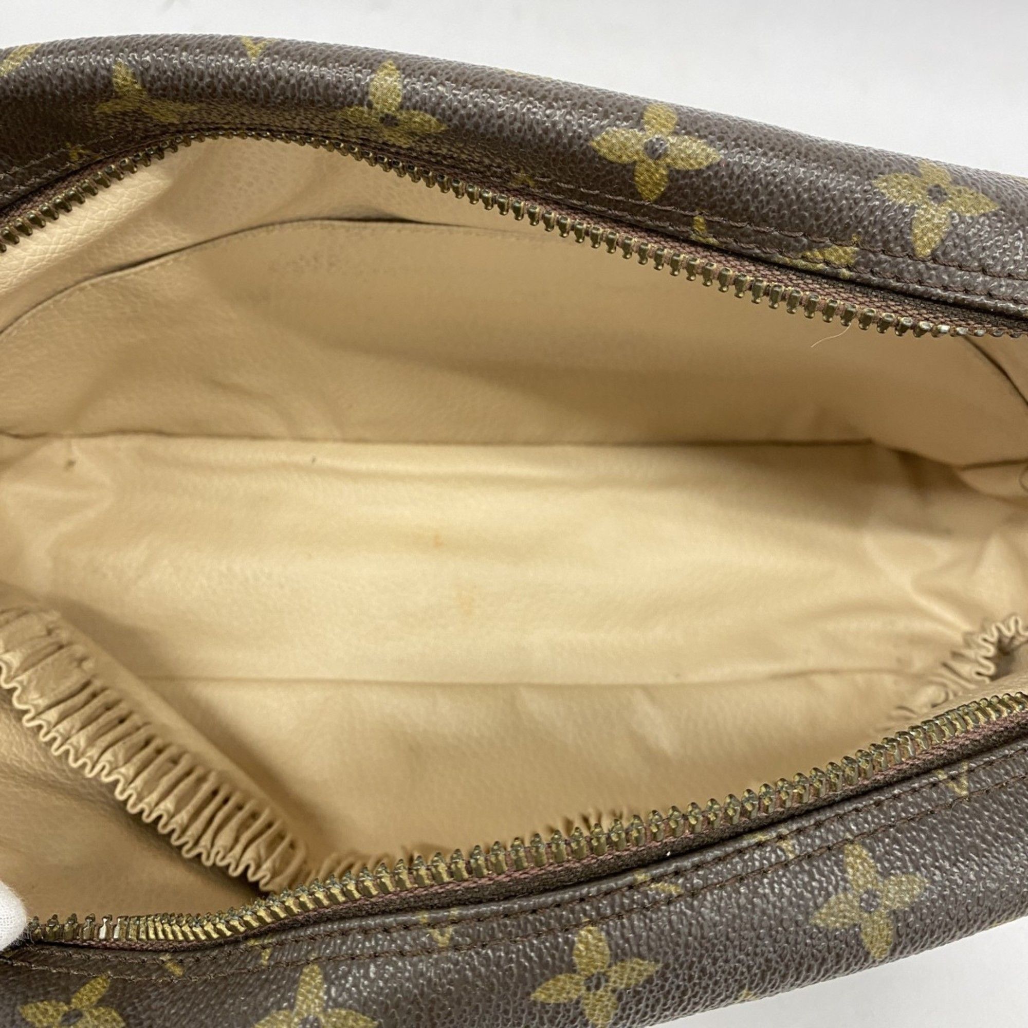 Louis Vuitton Louis Vuitton Trousse Toilette 28 clutch Size ONE SIZE - 8 Thumbnail
